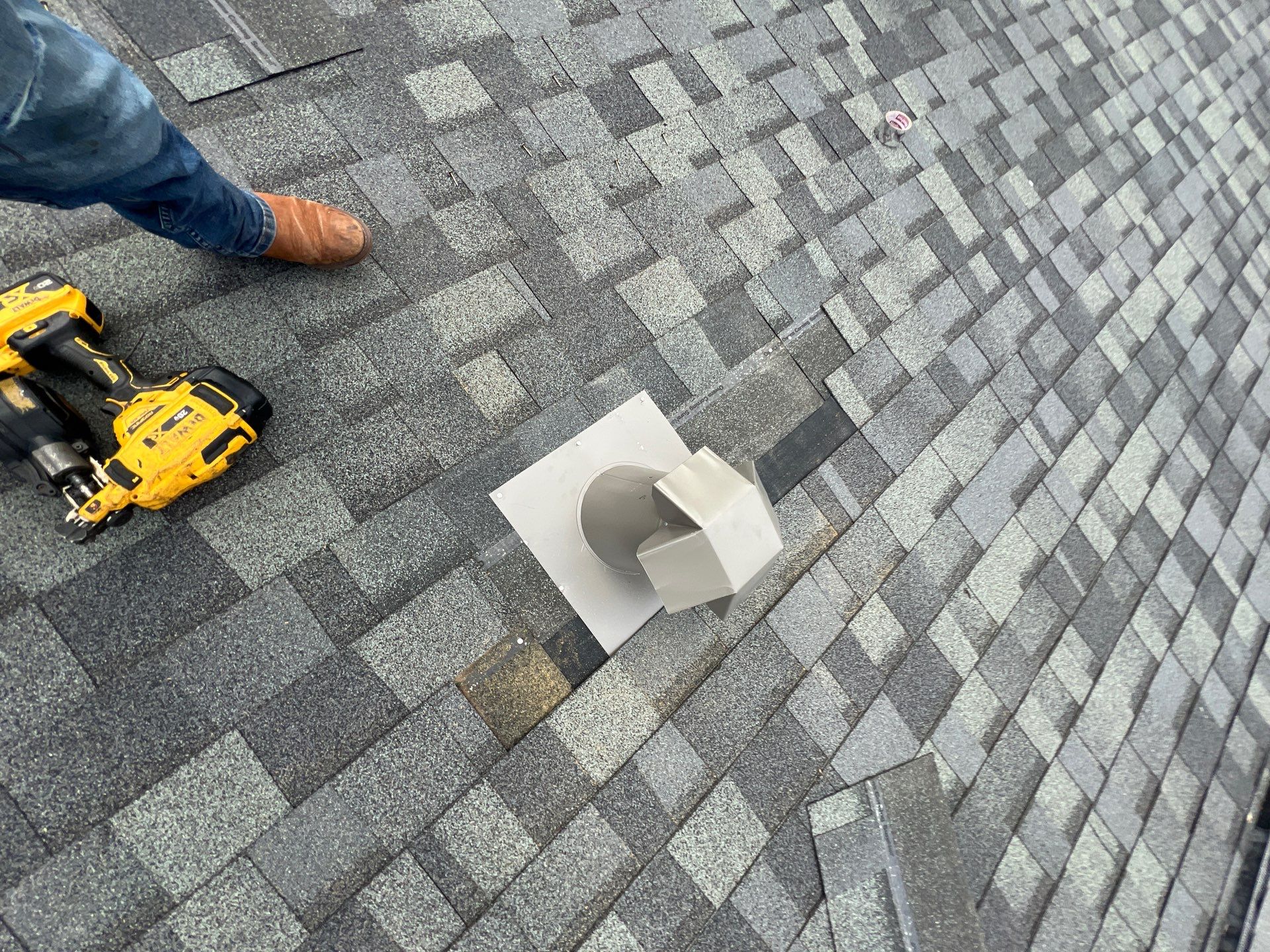 Residential Roofing Repair using Owen's Corning Duration (Lifetime) Shingles by Roof Repair Company