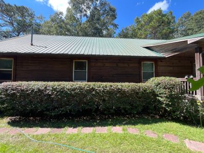 Hedge Trimming in Summerville