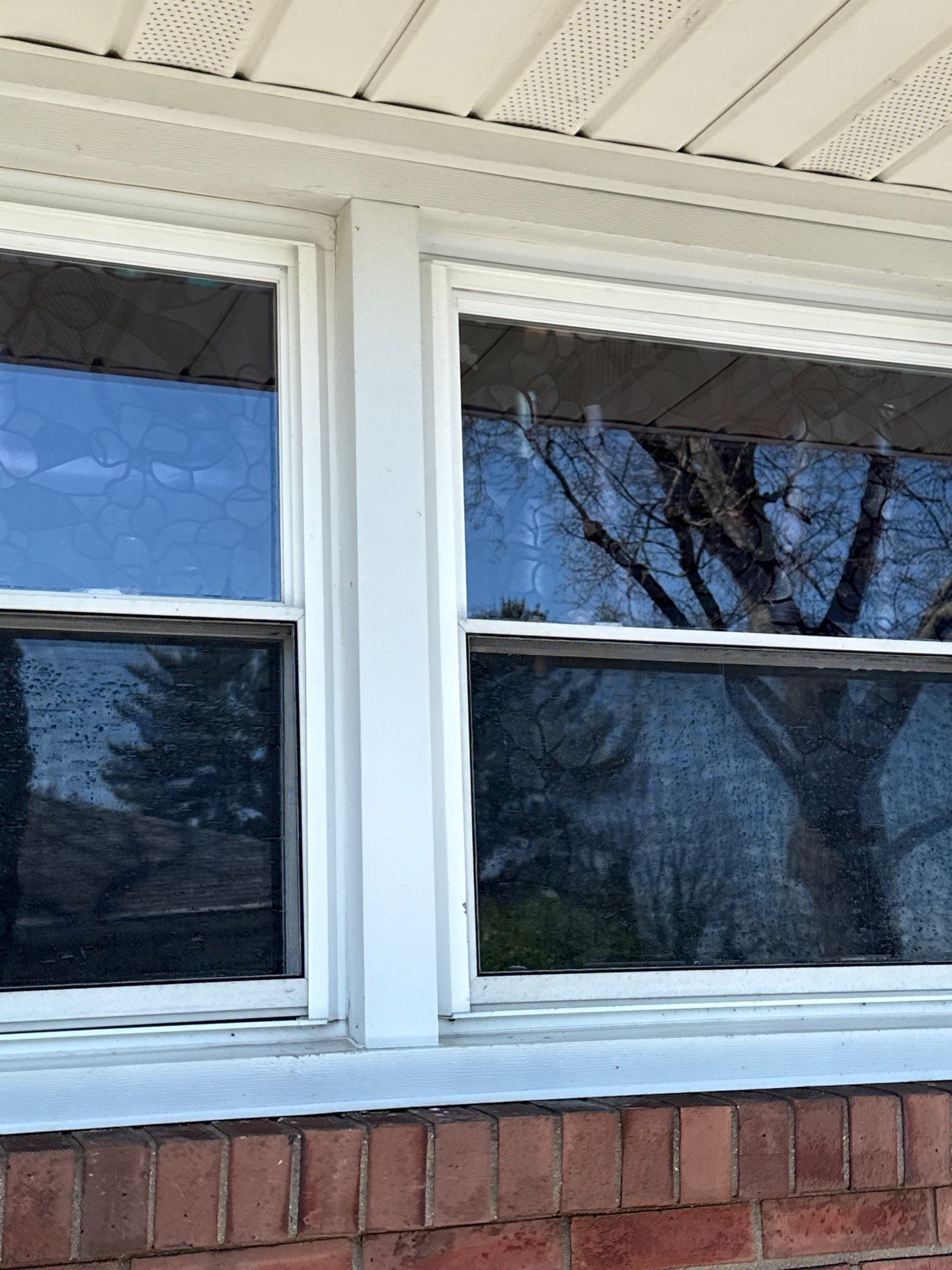 Window Cleaning in Sayreville, NJ by Clearview Washing