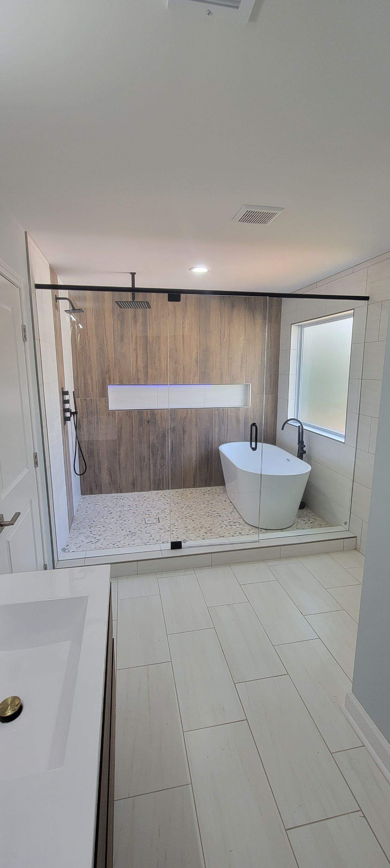 New Construction by Ajayi Design and Construction 
