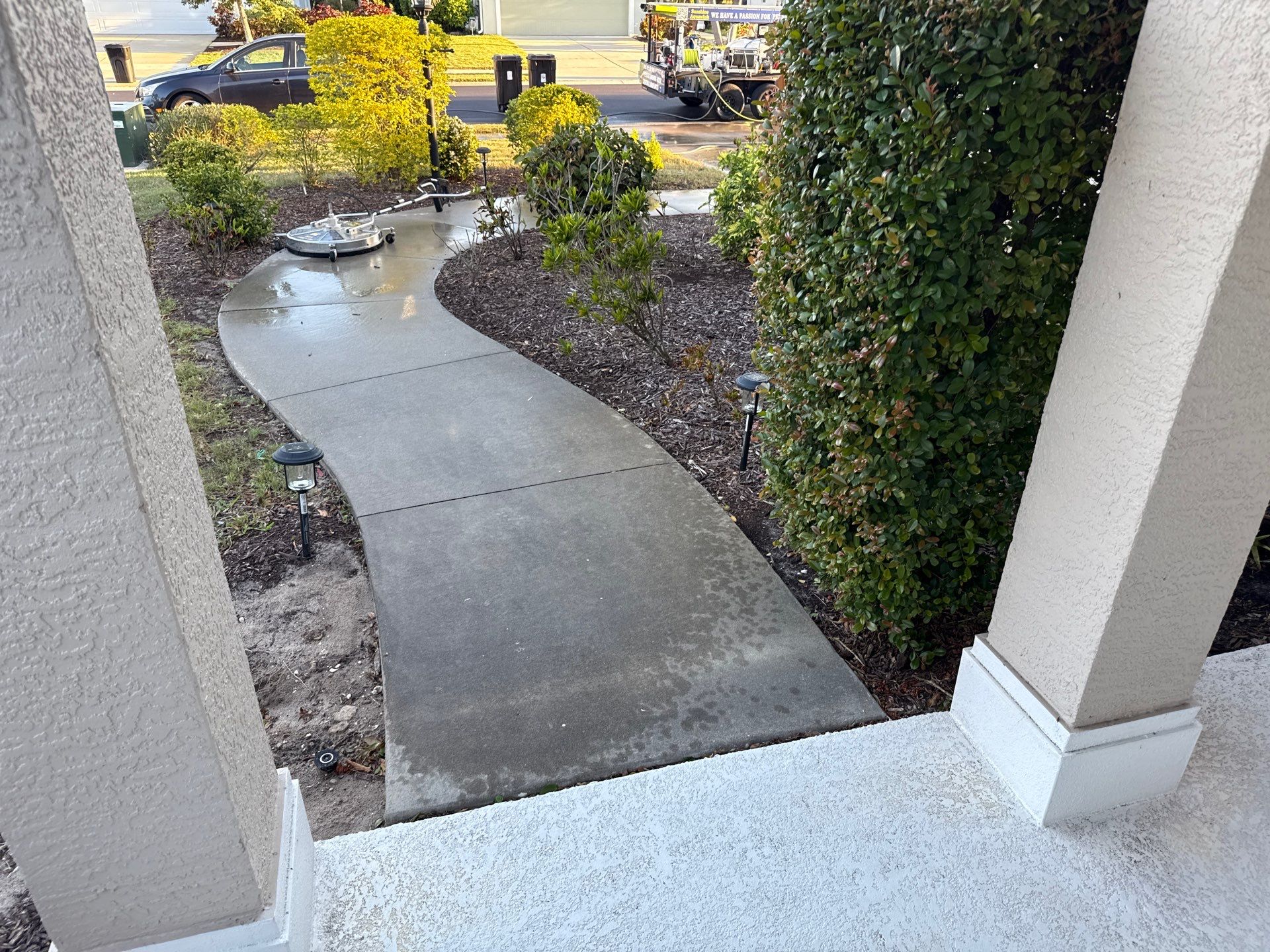 Driveway & Concrete Cleaning – River Sound Community, Bradenton, FL by Sunshine AquaWash
