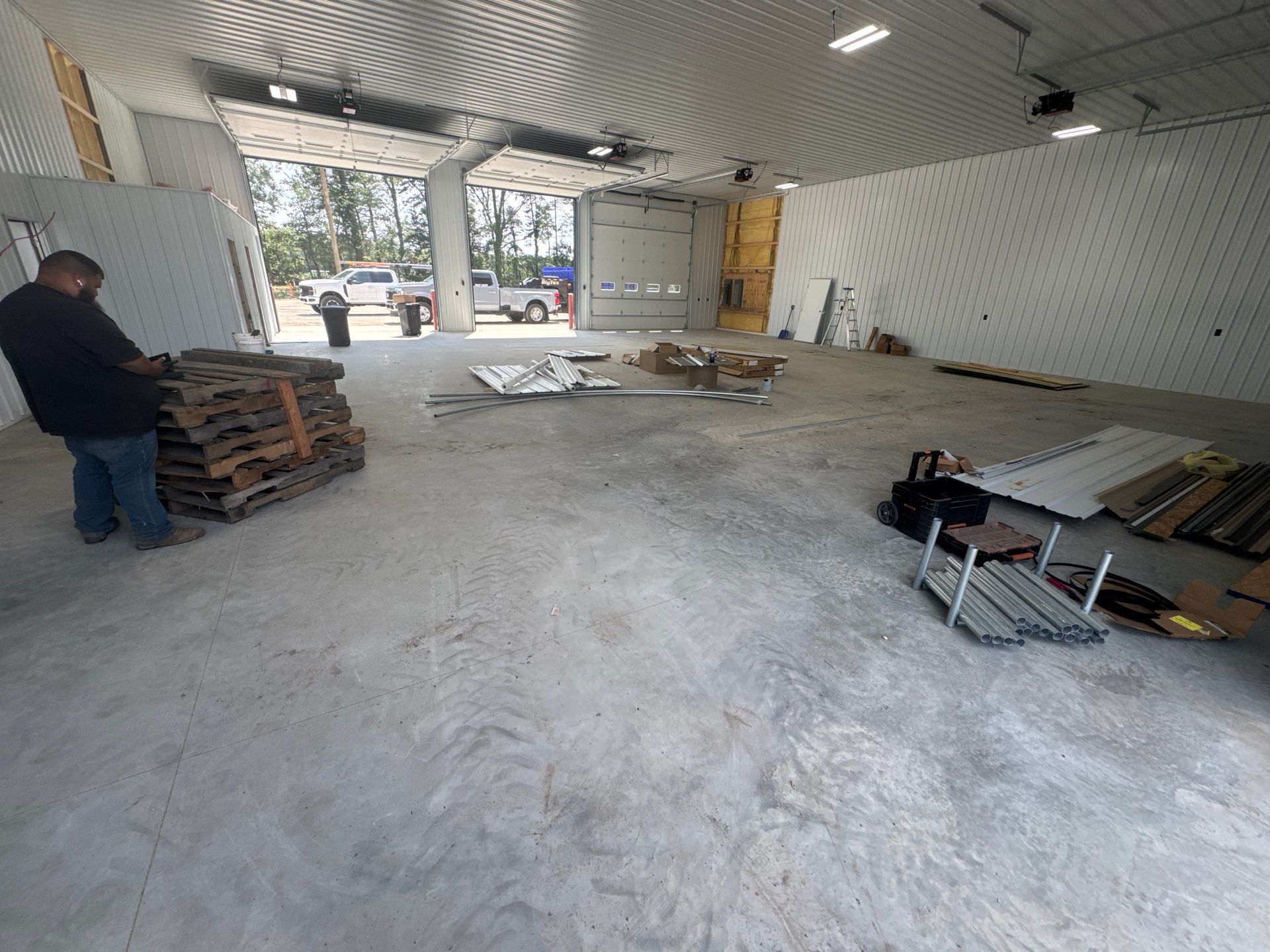 ShoreLine Epoxy Flake Floor Installation for Grand Haven Workshop by Gordon Painting