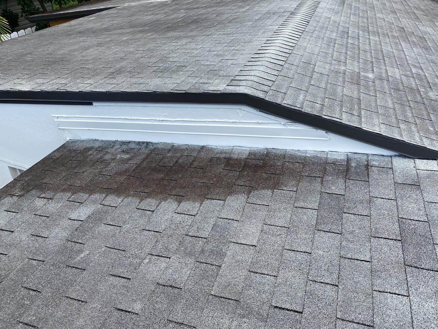 Metal Roof - Galvalume - Regal White by Istueta Roofing