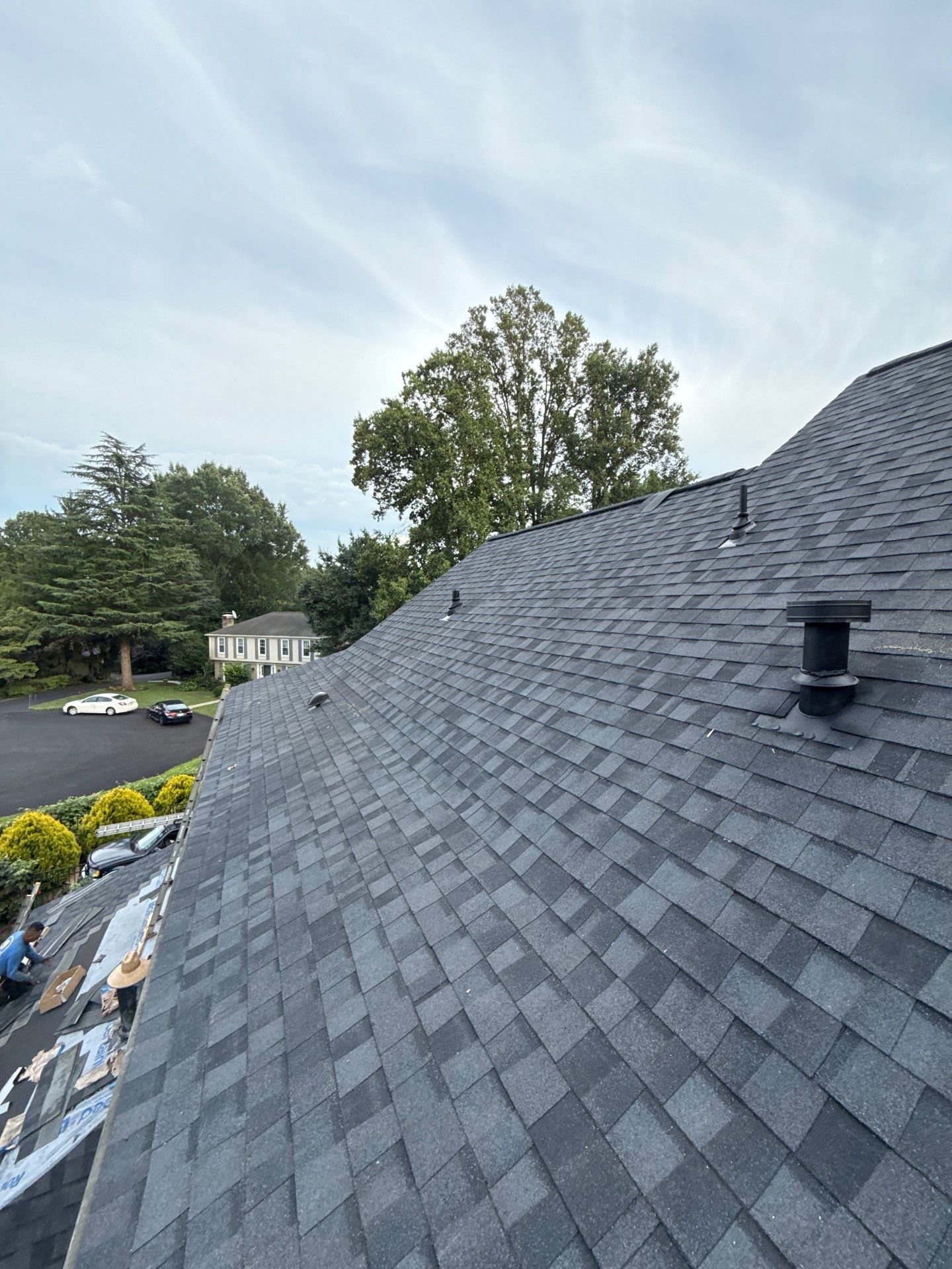 Great Falls : residential Roof with CertainTeed Landmark Pro in Max Def Moire Black  by RM Banning, Inc.