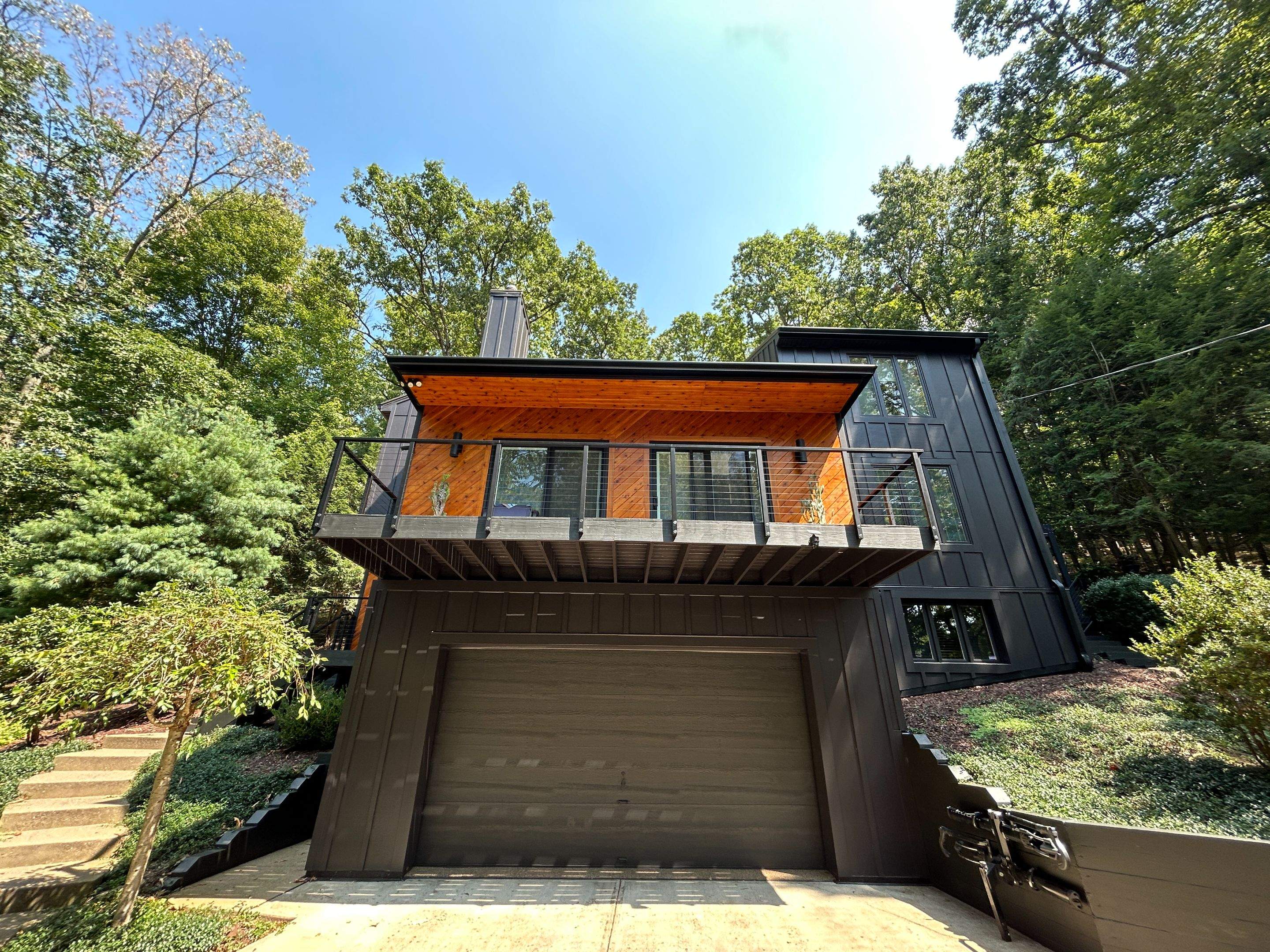 James Hardie Siding Transformation in Franklin Park by Ideal Siding Pittsburgh