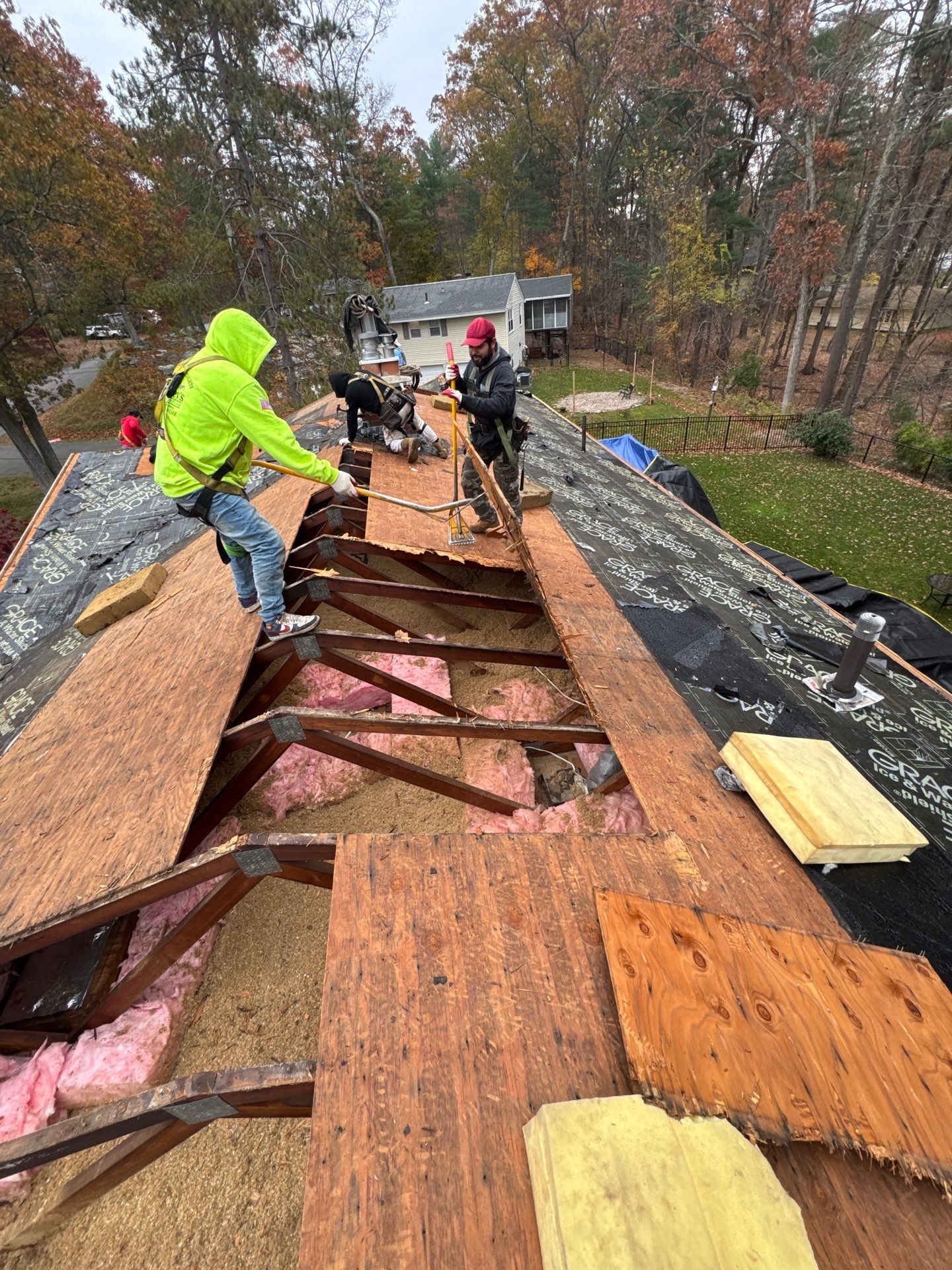 Chelmsford Complete Roof Replacement in Onyx Black with Balanced Ventilation by Mighty Dog Roofing of Greater Middlesex County