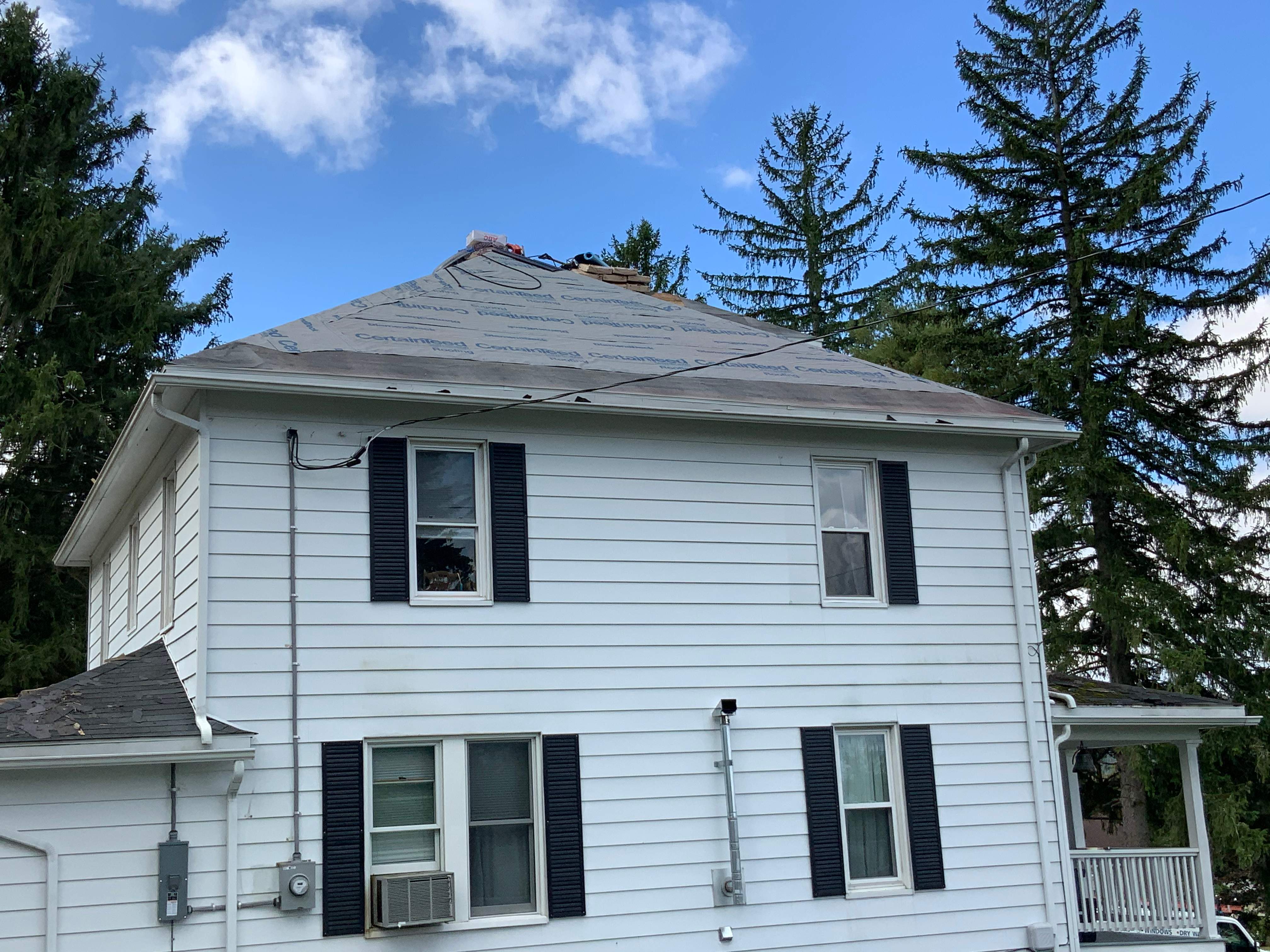 Residential Roofing Installation using Max Def Resawn Shake by Alpha Design Services