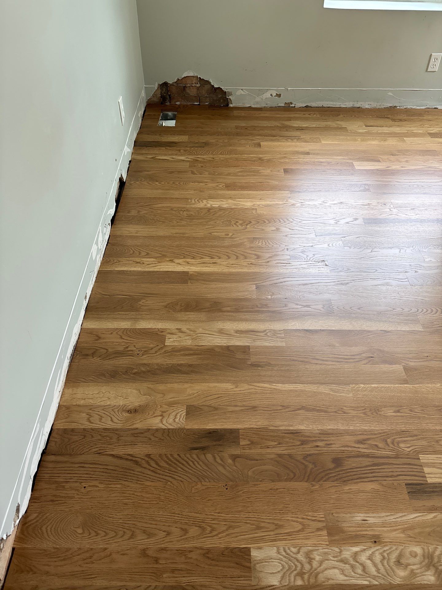 White Oak Hardwood Floor Installation in Cincinnati by Footprints Floors Kentucky