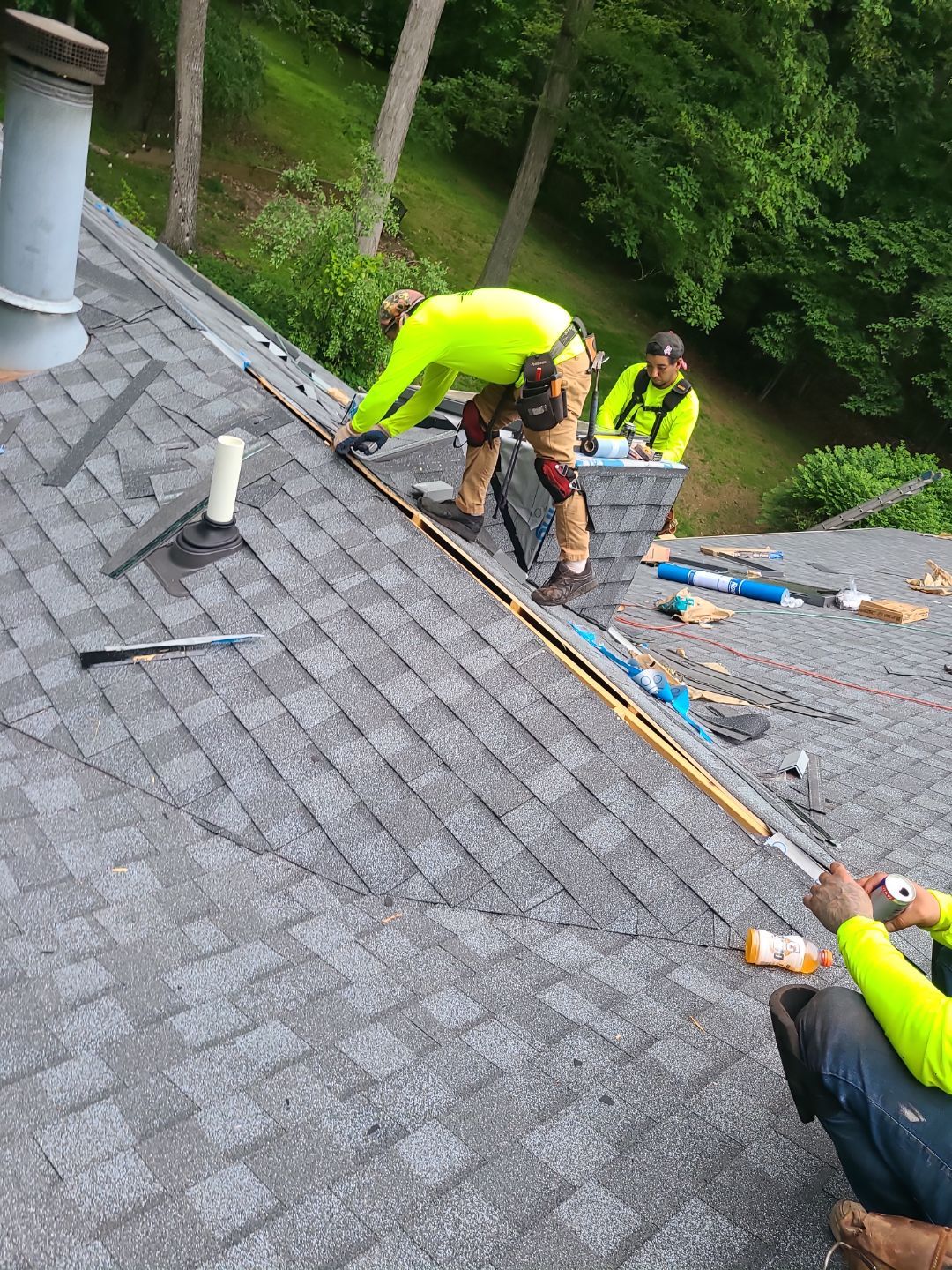 Oakton: Roof Replacement With CertainTeed Landmark Designer Shingles in Pewter by RM Banning, Inc.