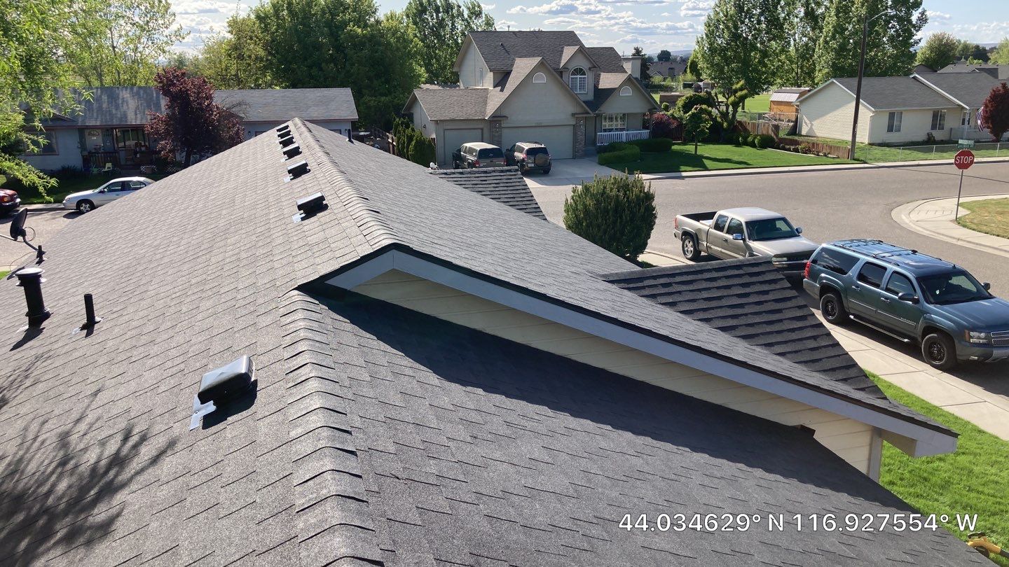 Fruitland Idaho Single Level Residential Roofing Installation using Owens Corning by ID Roofing LLC