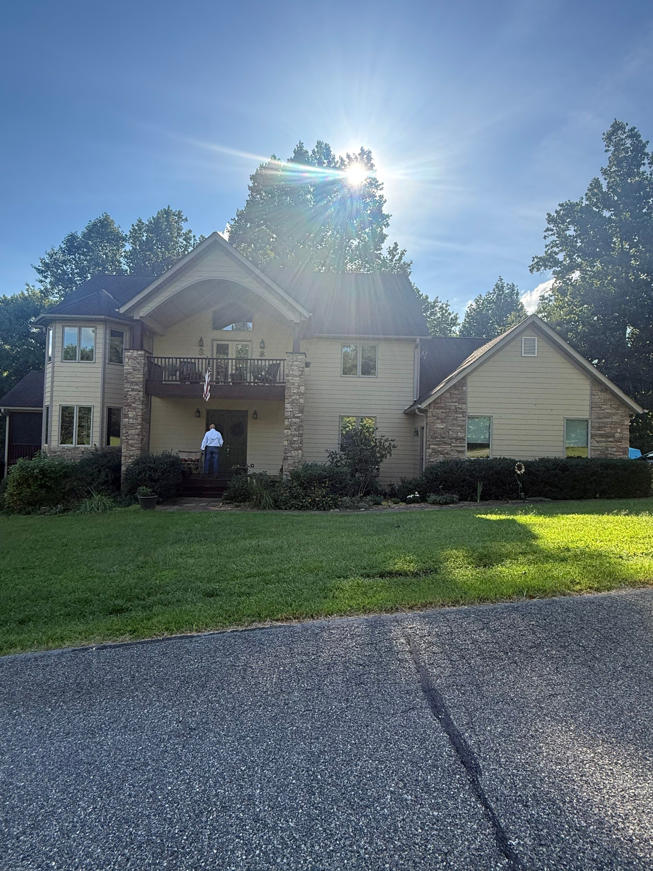 Residential Roof Rejuvenation and Shingle Repair in Weaverville by Bright Home Connections