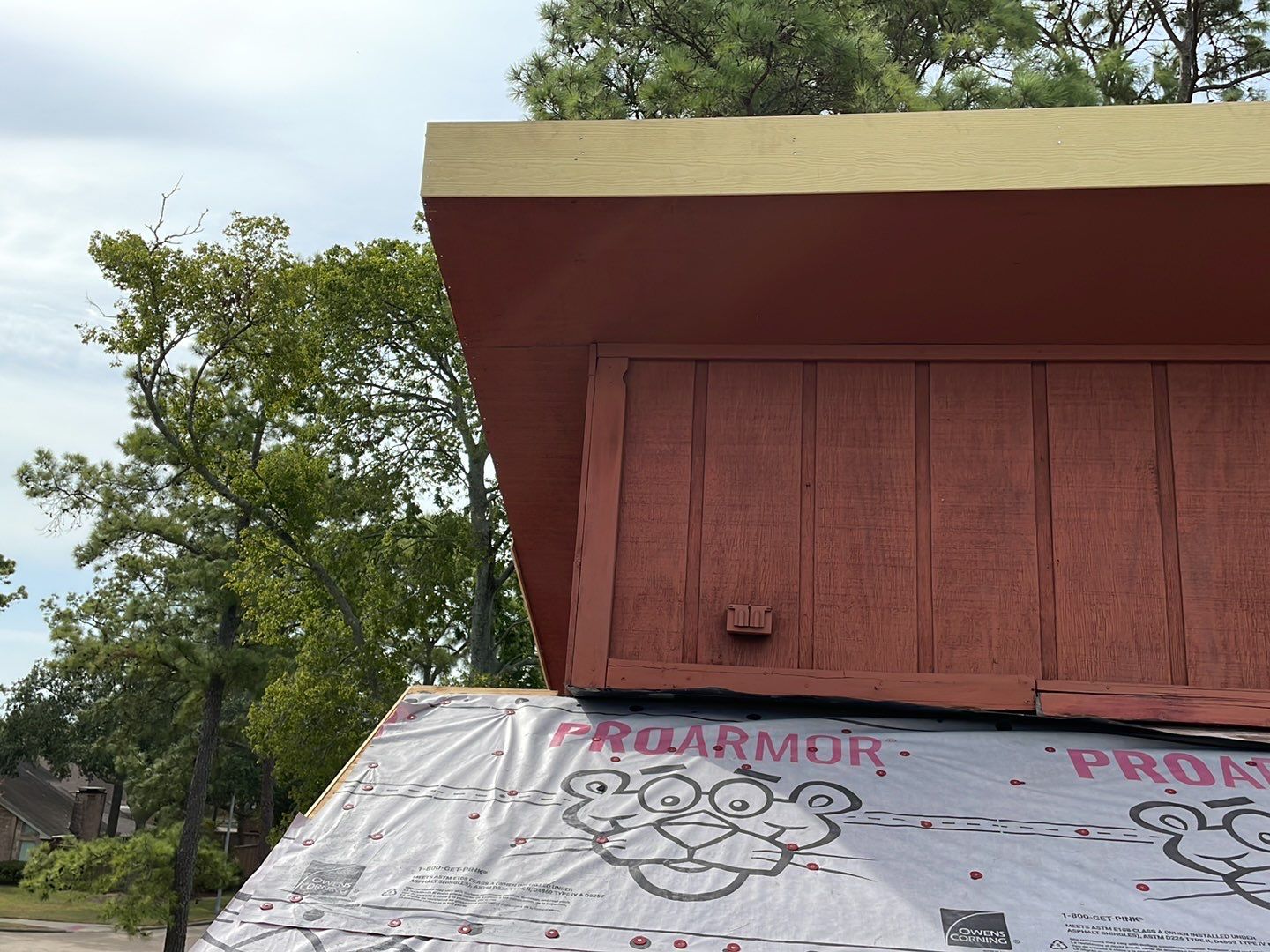 Residential Roofing Installation using Owen's Corning Duration (Lifetime) Shingles by Roof Repair Company