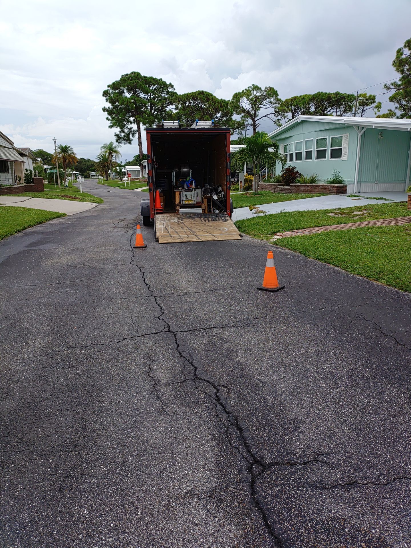 6 inch Aluminum Seamless Gutters in Englewood FL by Gutter Professors