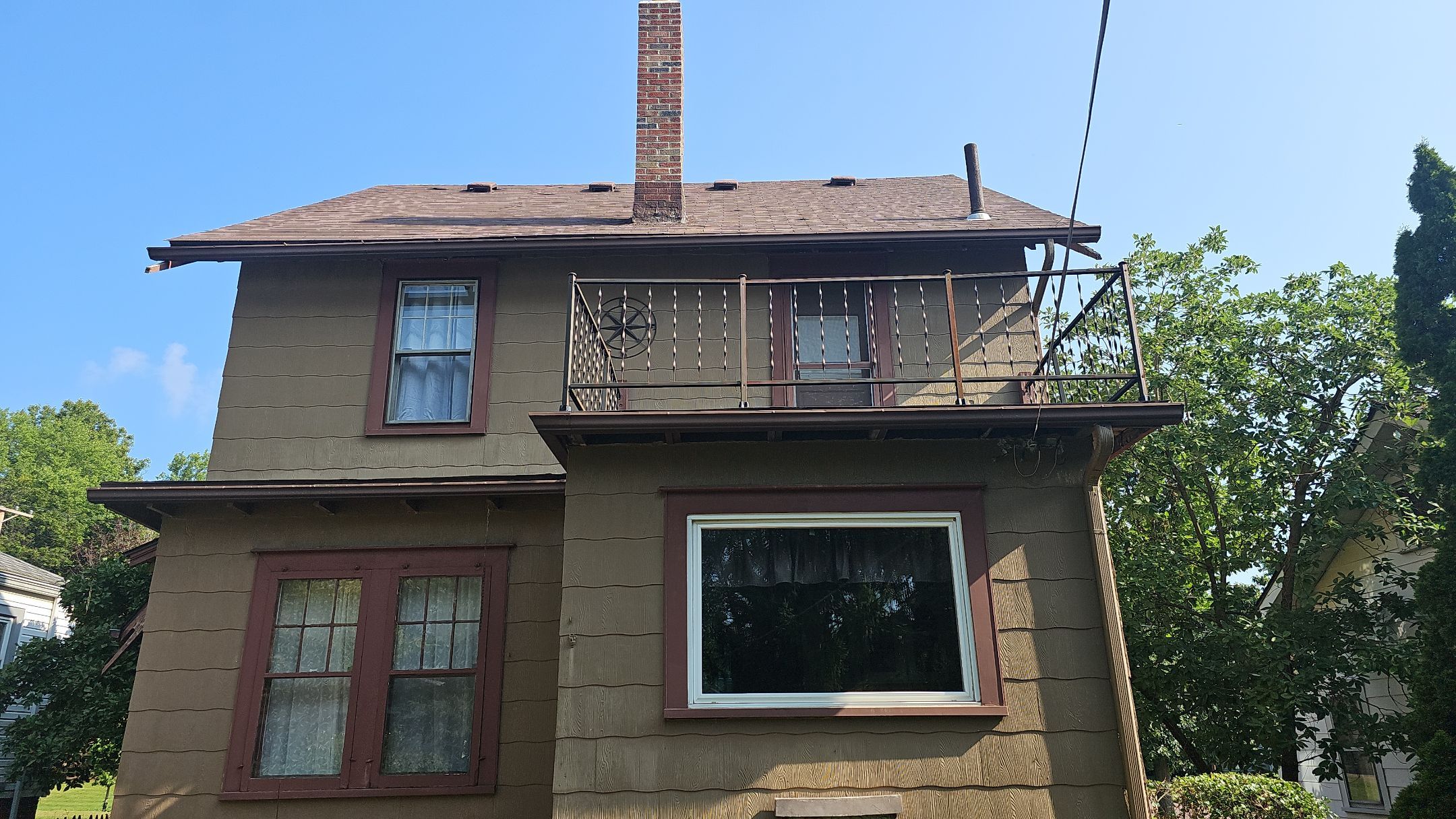 ATLAS PINNACLE COLOR: BURNT HICKORY DRIP EDGE: ROYAL BROWN by Eagle Eye Roofing