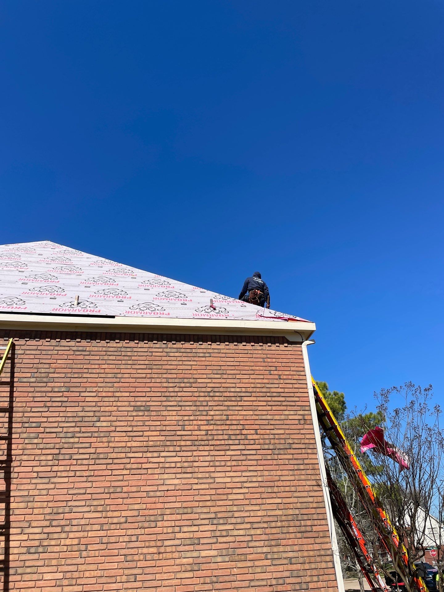 Residential Roofing Installation using Owen's Corning Duration (Lifetime) Shingles by Roof Repair Company