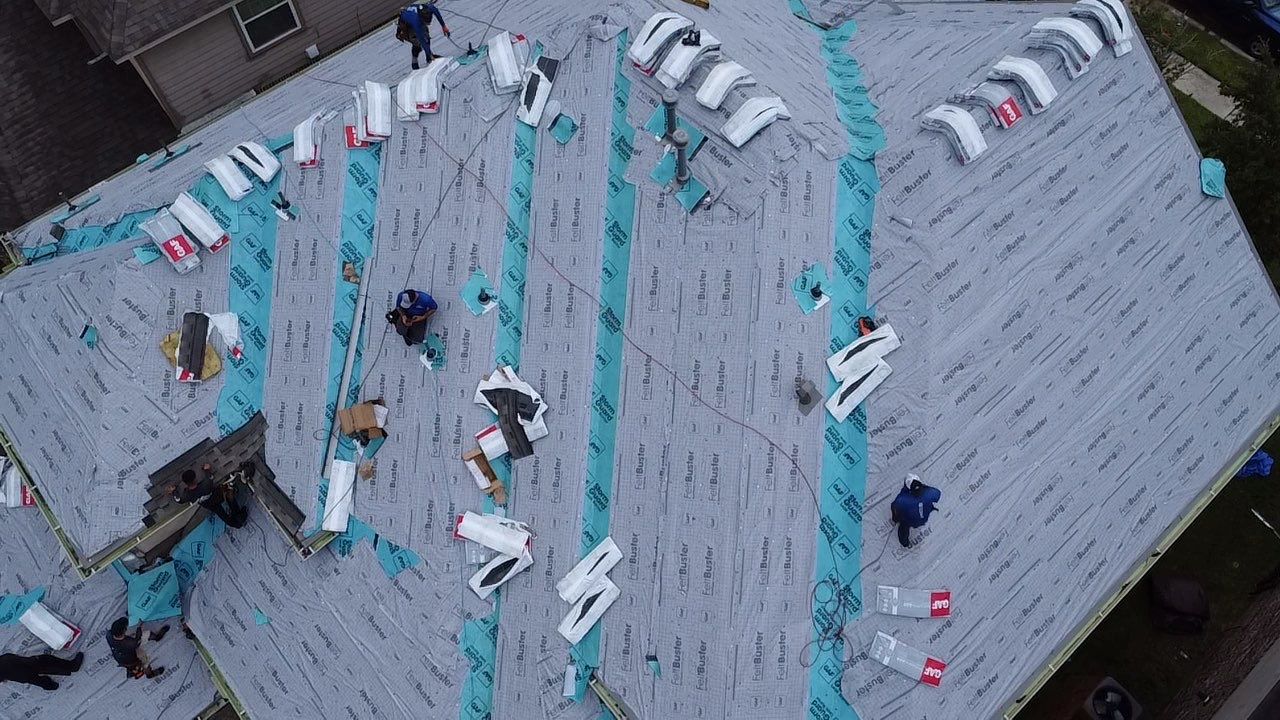 Ammaret H by Boss Hogg Roofing