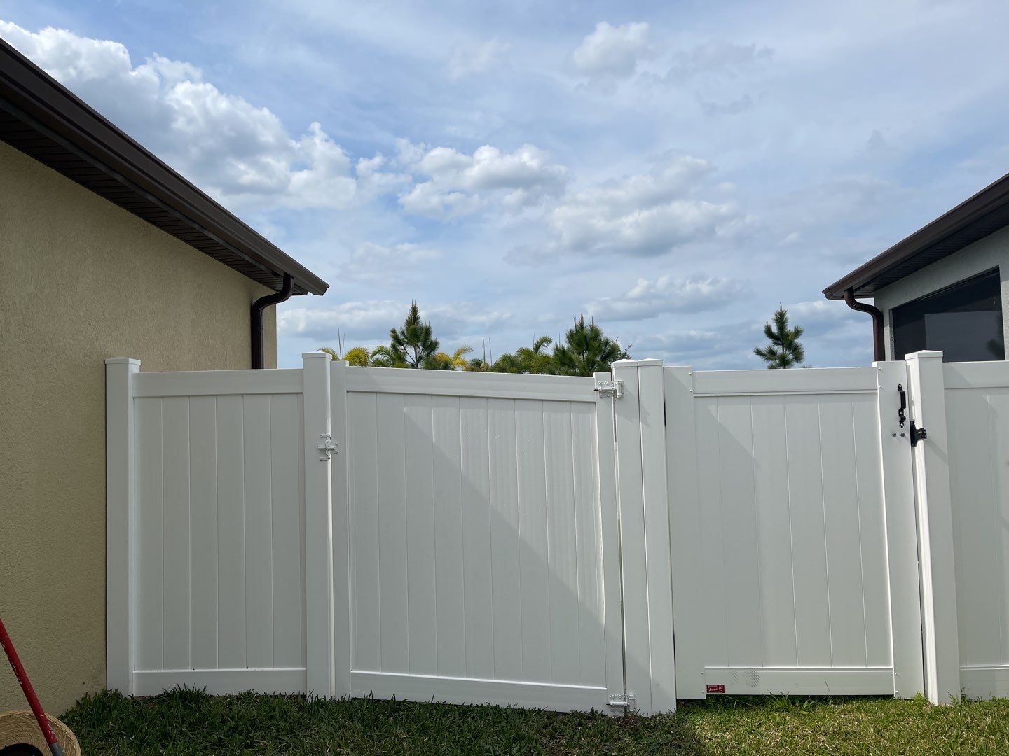 Sarasota, FL- 6 ft. White Vinyl Privacy Fence by Asap fence and gates, LLC