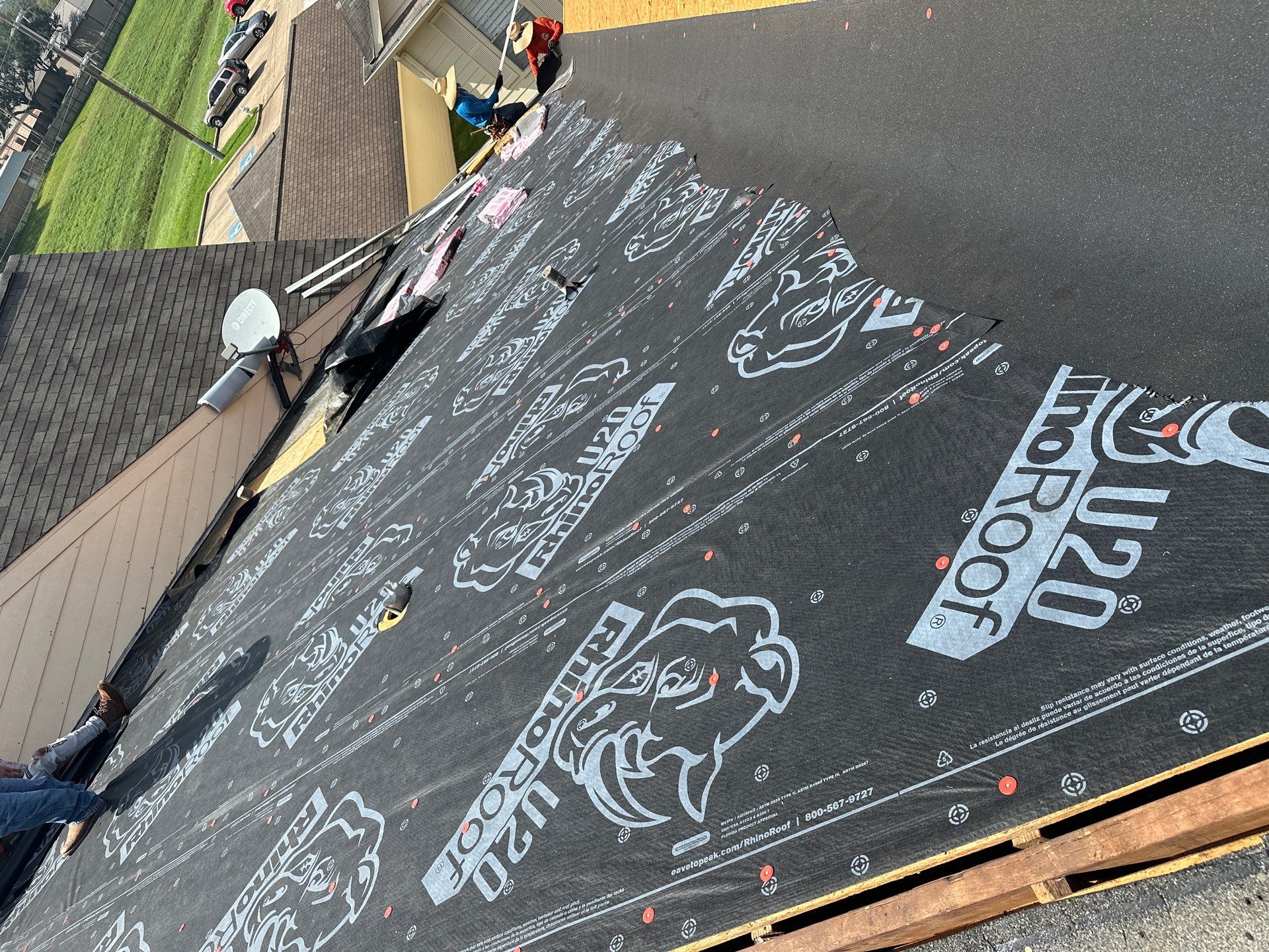 Residential Roofing Installation using Owen's Corning Duration (Lifetime) Shingles by Roof Repair Company
