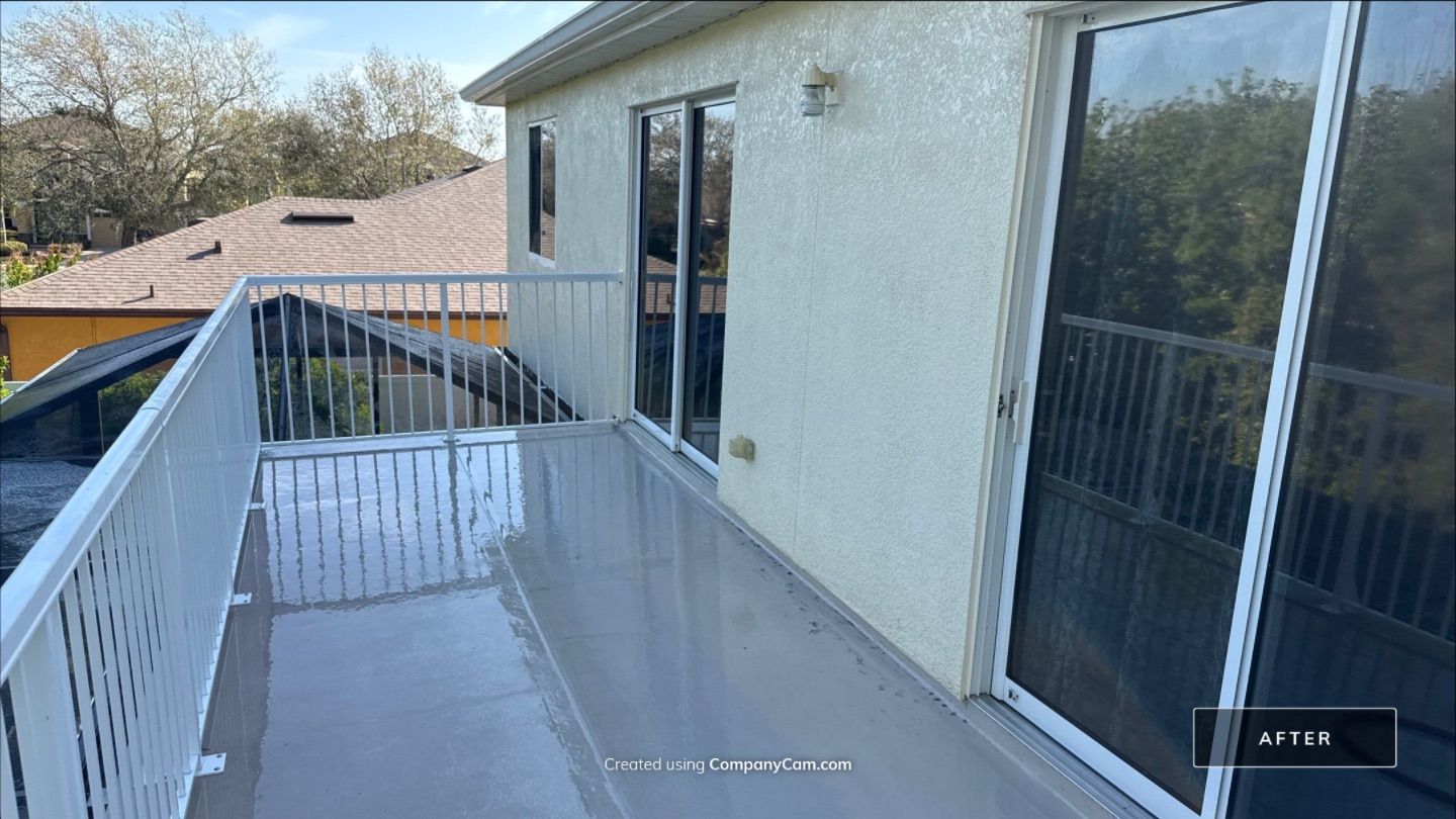 Barrington Ridge 2-Story House & Driveway Cleaning – Before & After Transformation! by Sunshine AquaWash