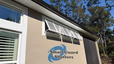 Decorative Bahamas in Signal White
