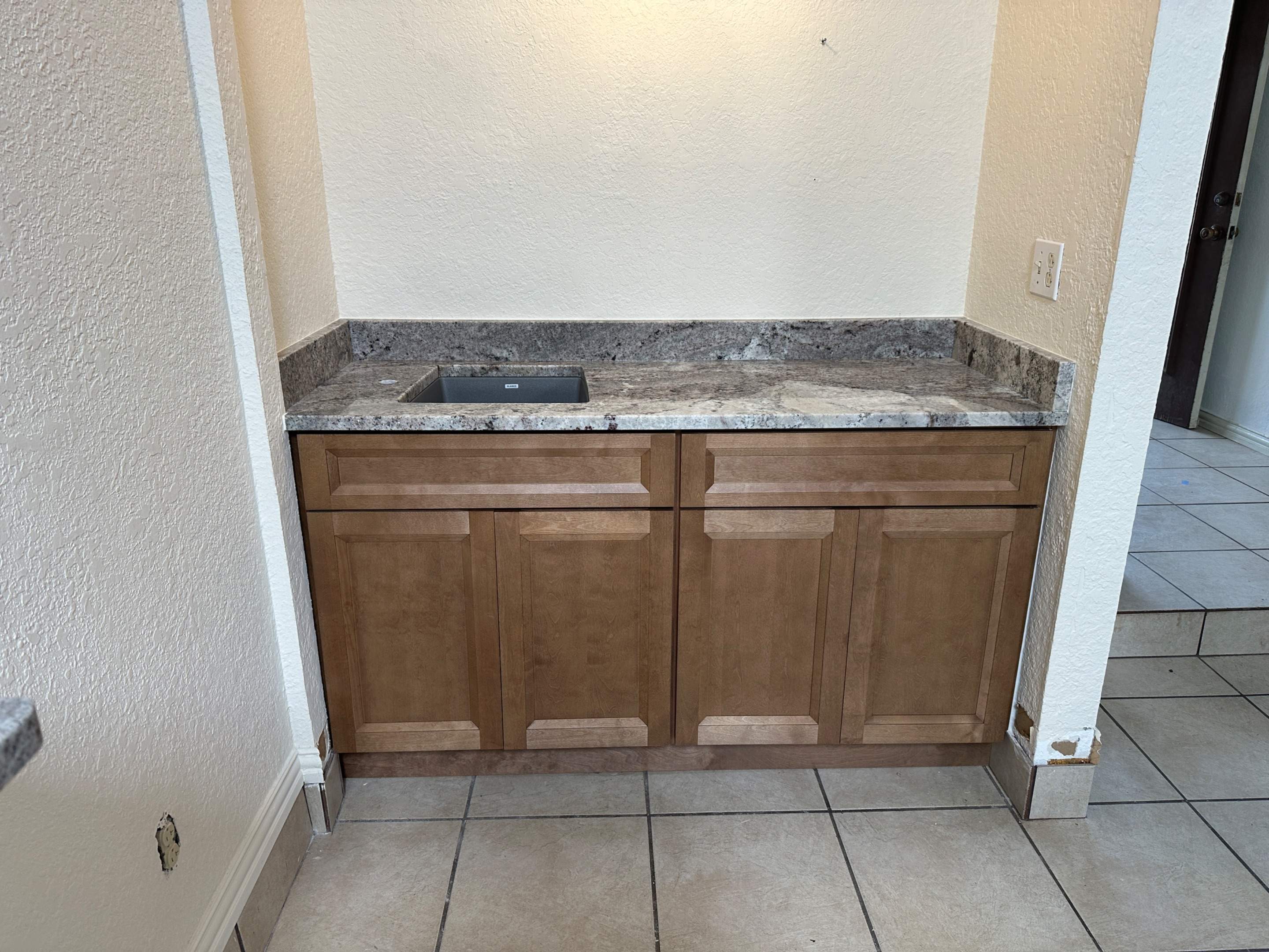 San Antonio Kitchen and Bathroom Remodel with Granite Countertops by Mena stone surfaces