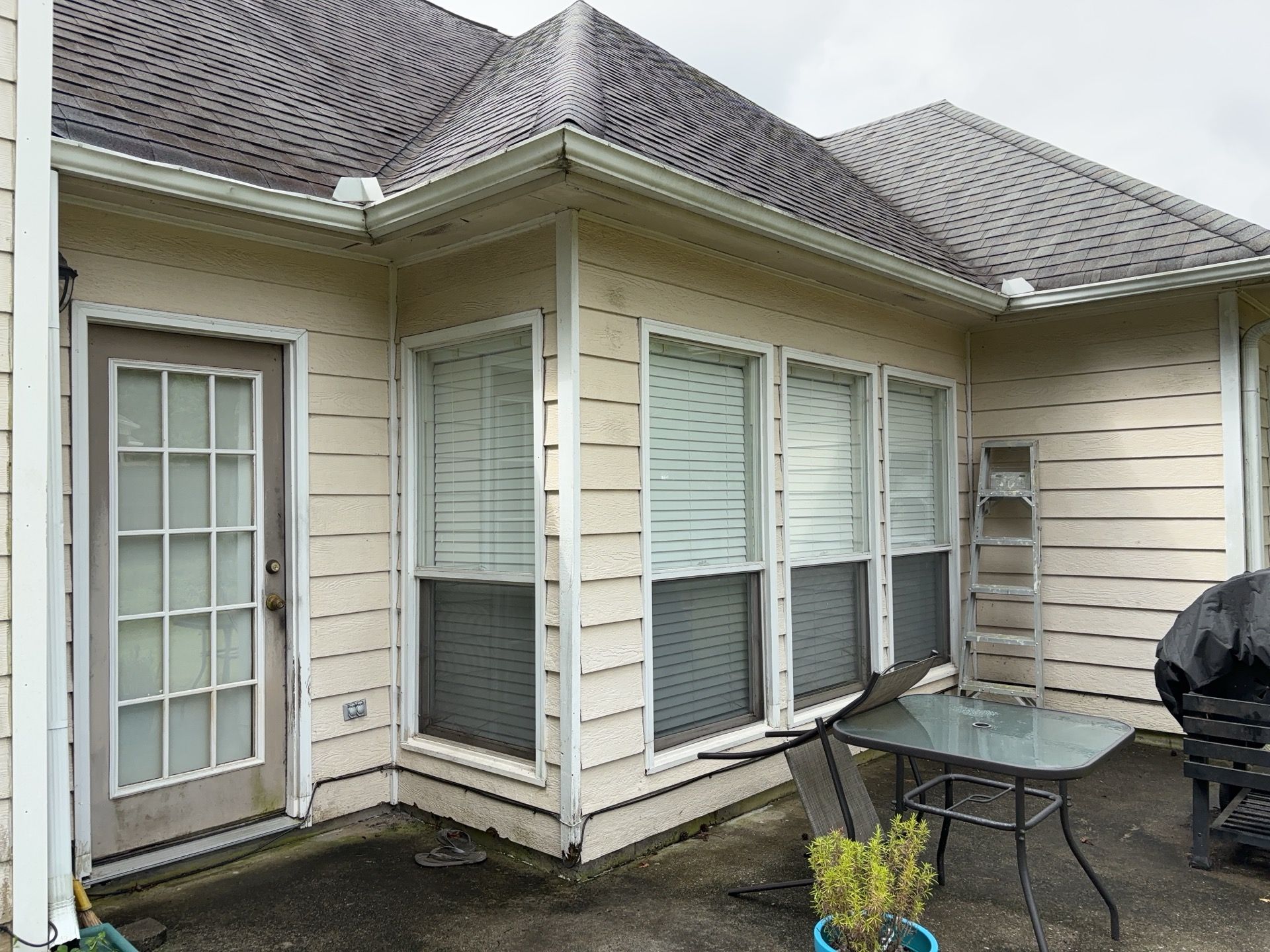 Window Replacement and Siding Installation in Lawrenceville, GA by Nelson Exteriors 