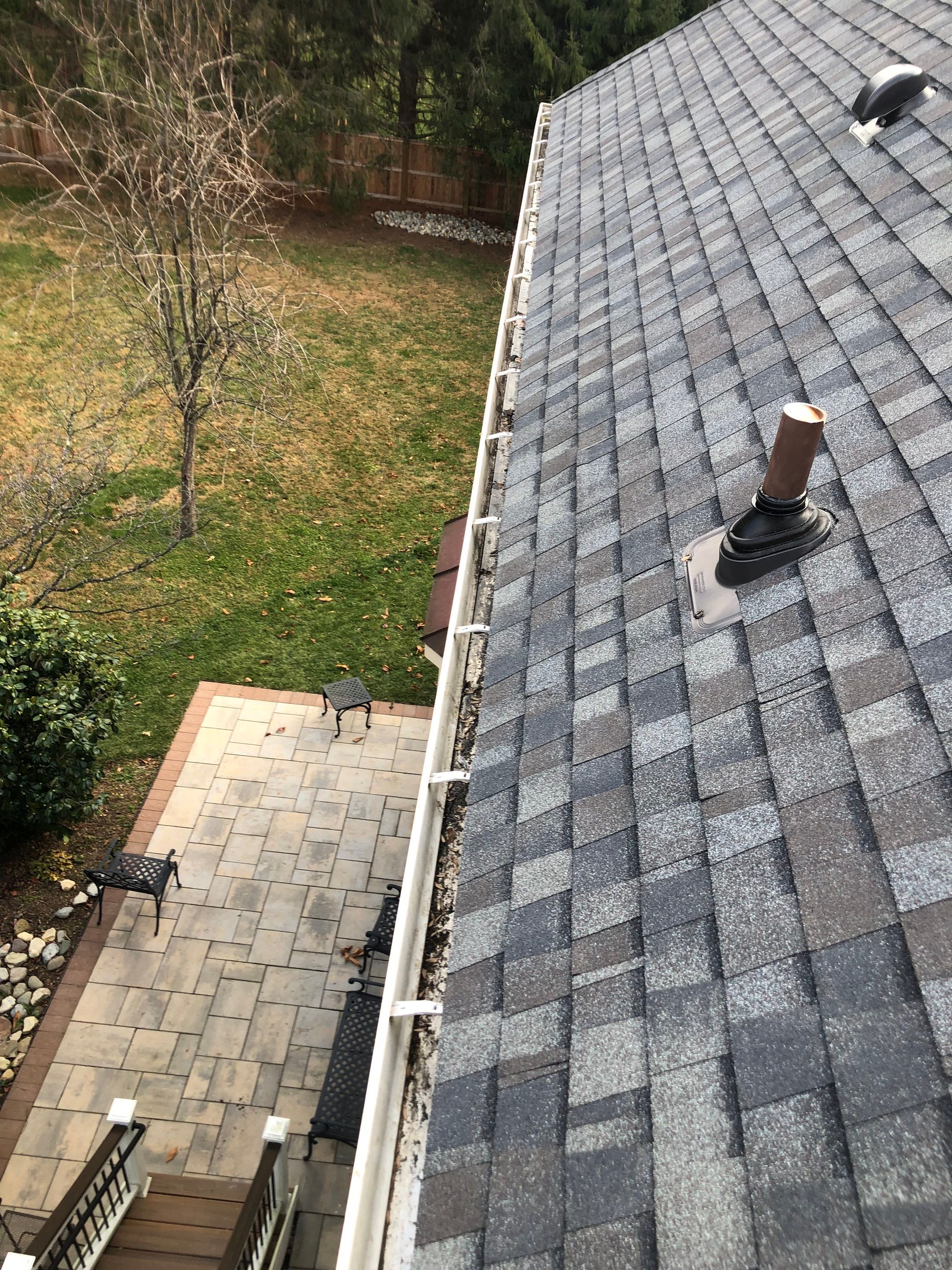 Herndon: CertainTeed Landmark Pro Designer Shingles in Max Def Driftwood by RM Banning, Inc.