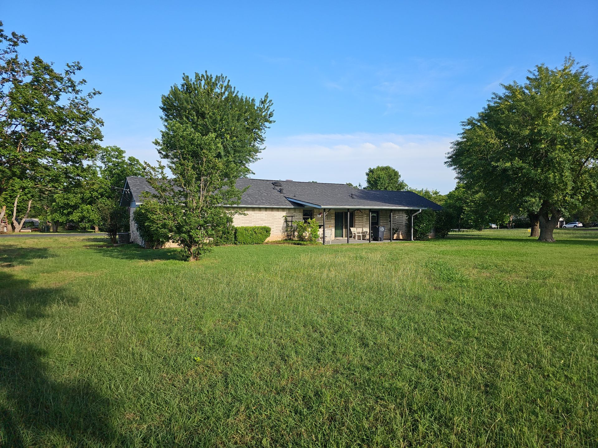 Residential Roofing Installation using Owens Corning Oakridge Onyx Black by DeZign Roofing & Exteriors