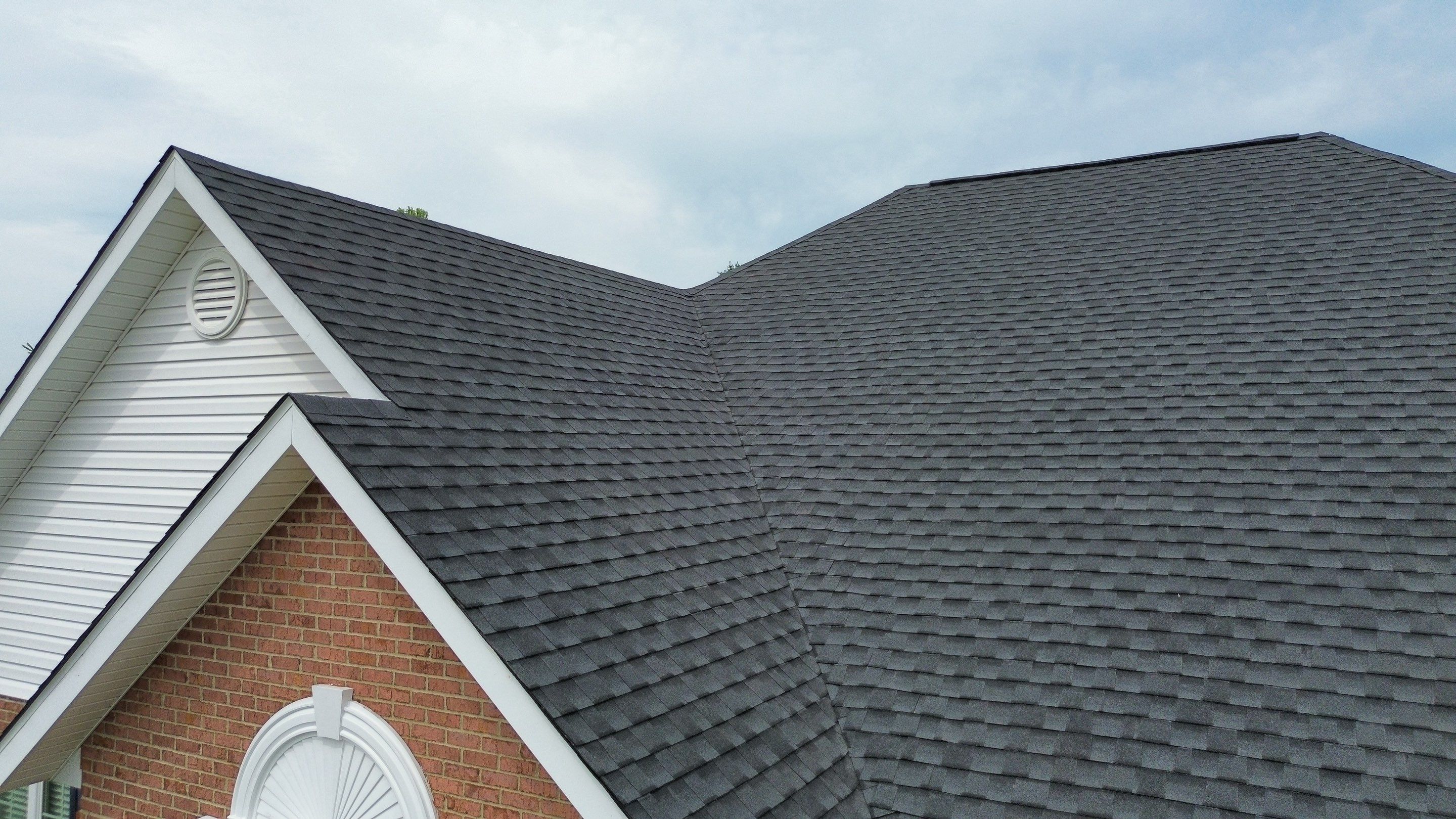 Residential Roofing Installation using Timberline UHDZ Shingles - Charcoal by RoofX 