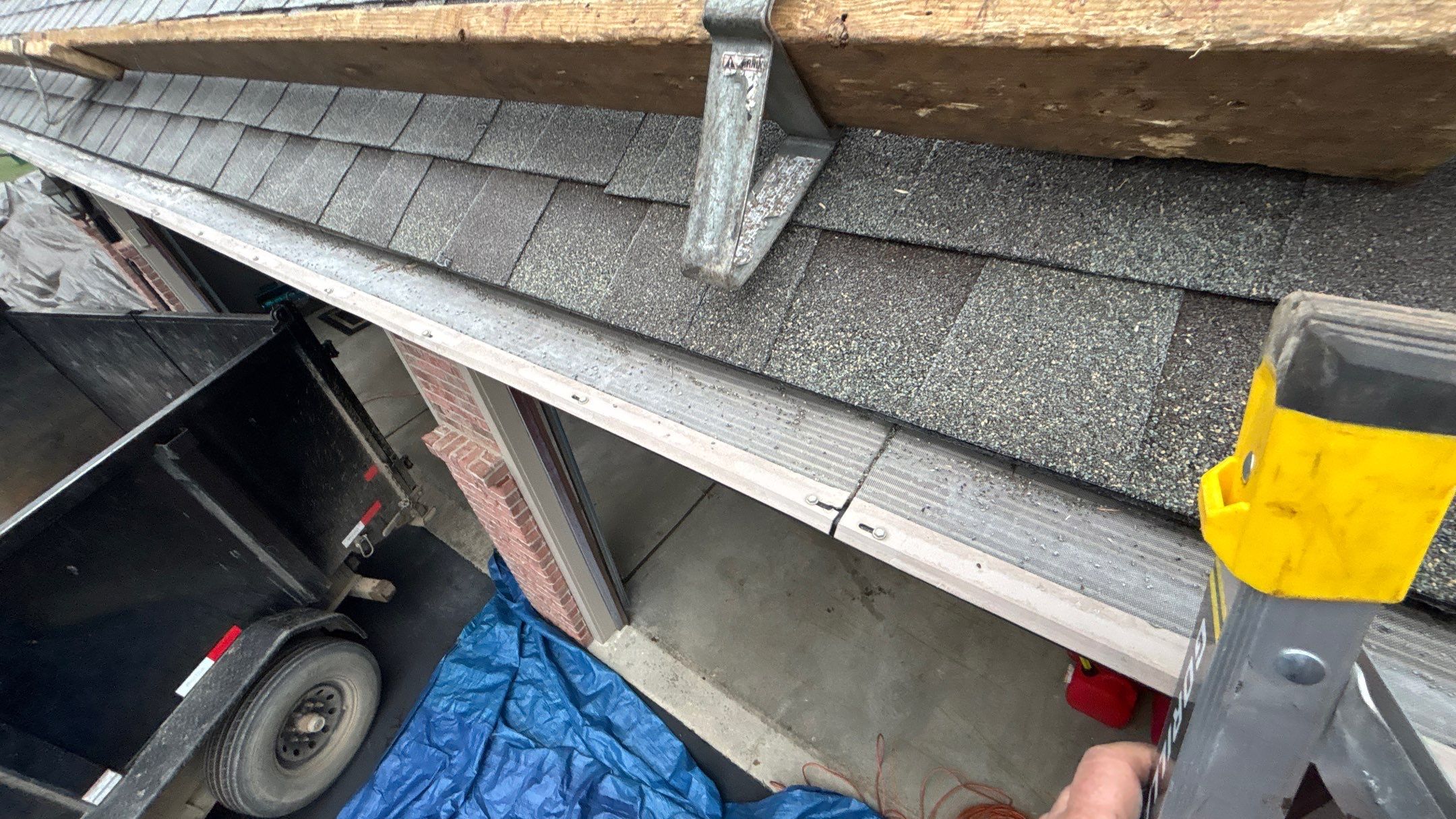 Roof Replacement using Owens Corning Onyx Black by 180 Contractors