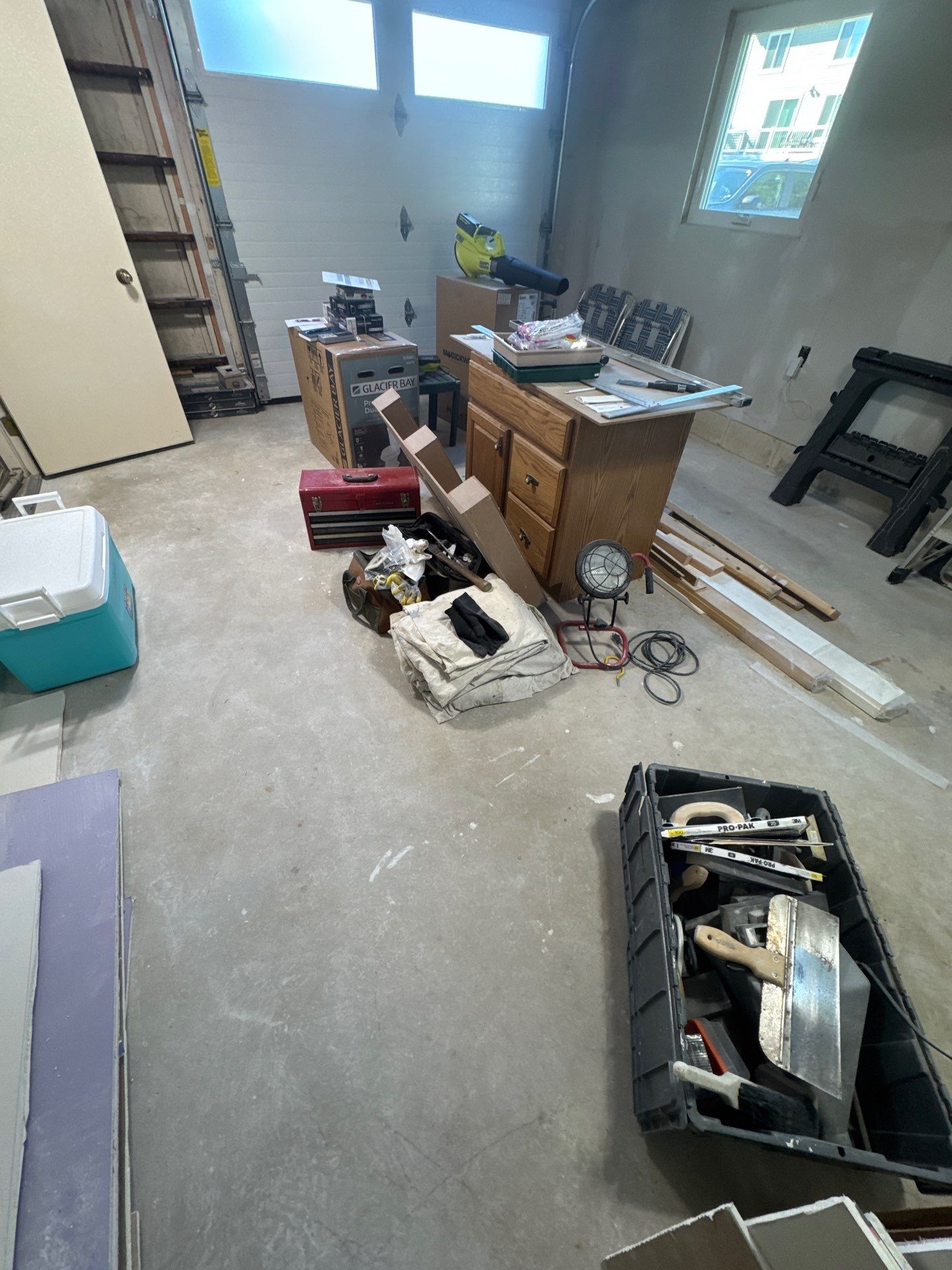 Custom Tidal Wave Epoxy Flake Floor Installation in Mears by Gordon Painting