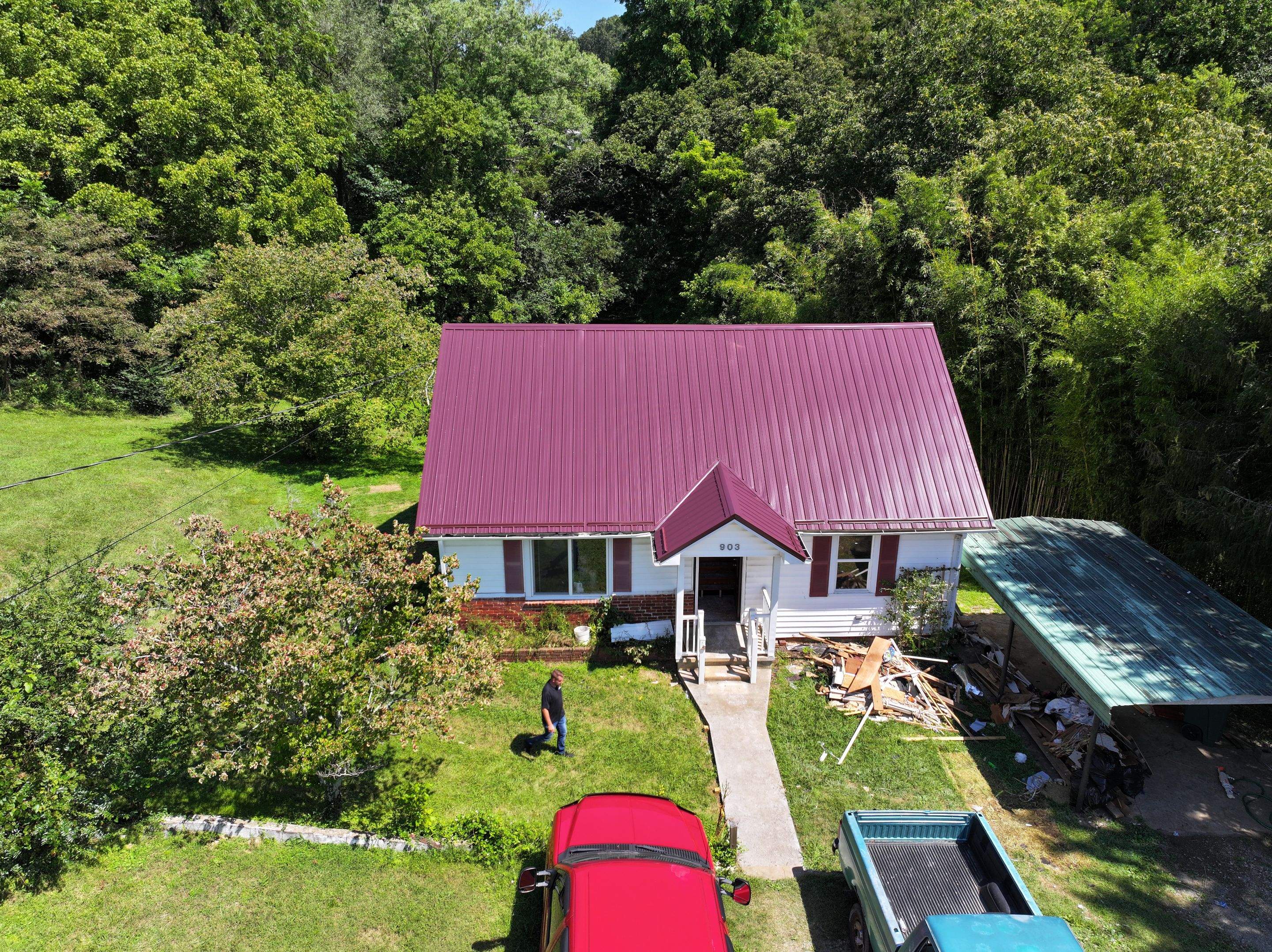 Ward Residence by Omnia Roofing