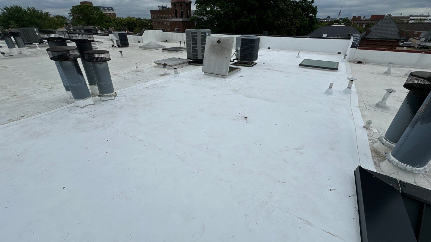 Alexandria: Carlisle Syntec TPO Flat Roof Installation by RM Banning, Inc.