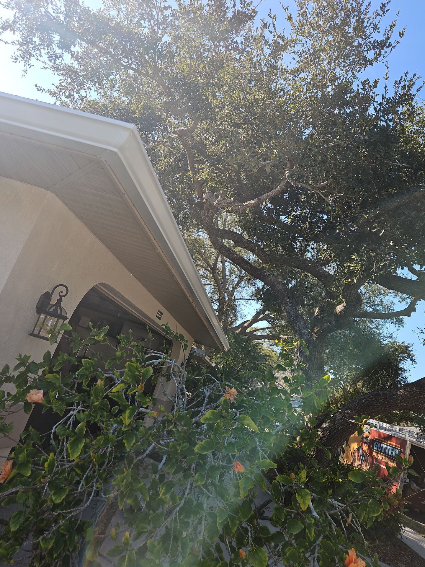 Seamless Aluminum Gutter Installation using 6 Inch Seamless Gutters in Sarasota FL by Gutter Professors