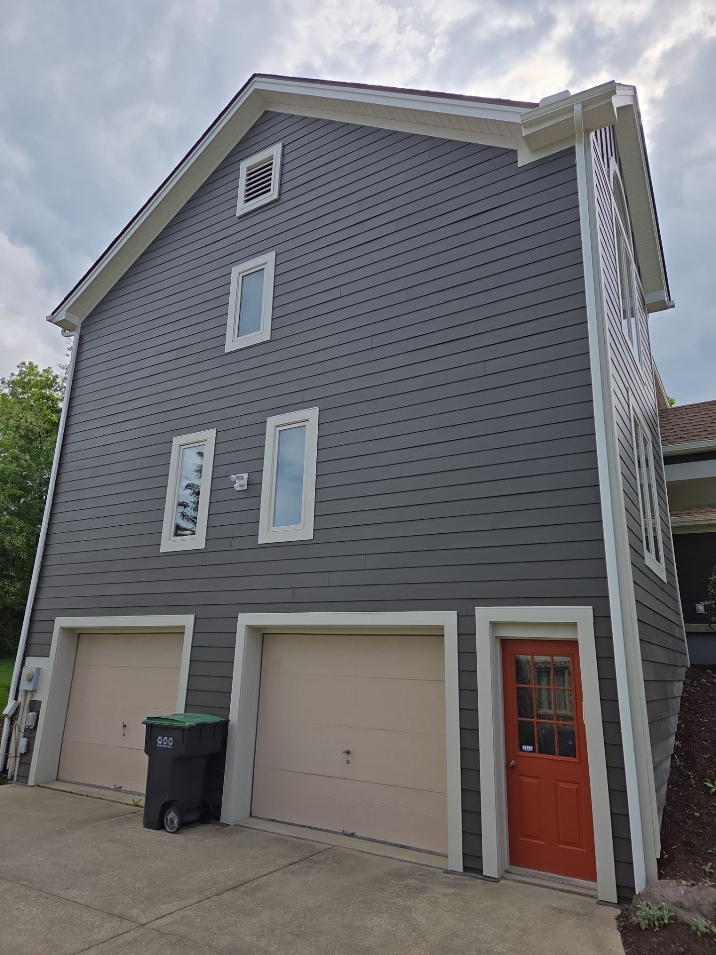 Full exterior remodel by Cousins Roofing Siding & Decks