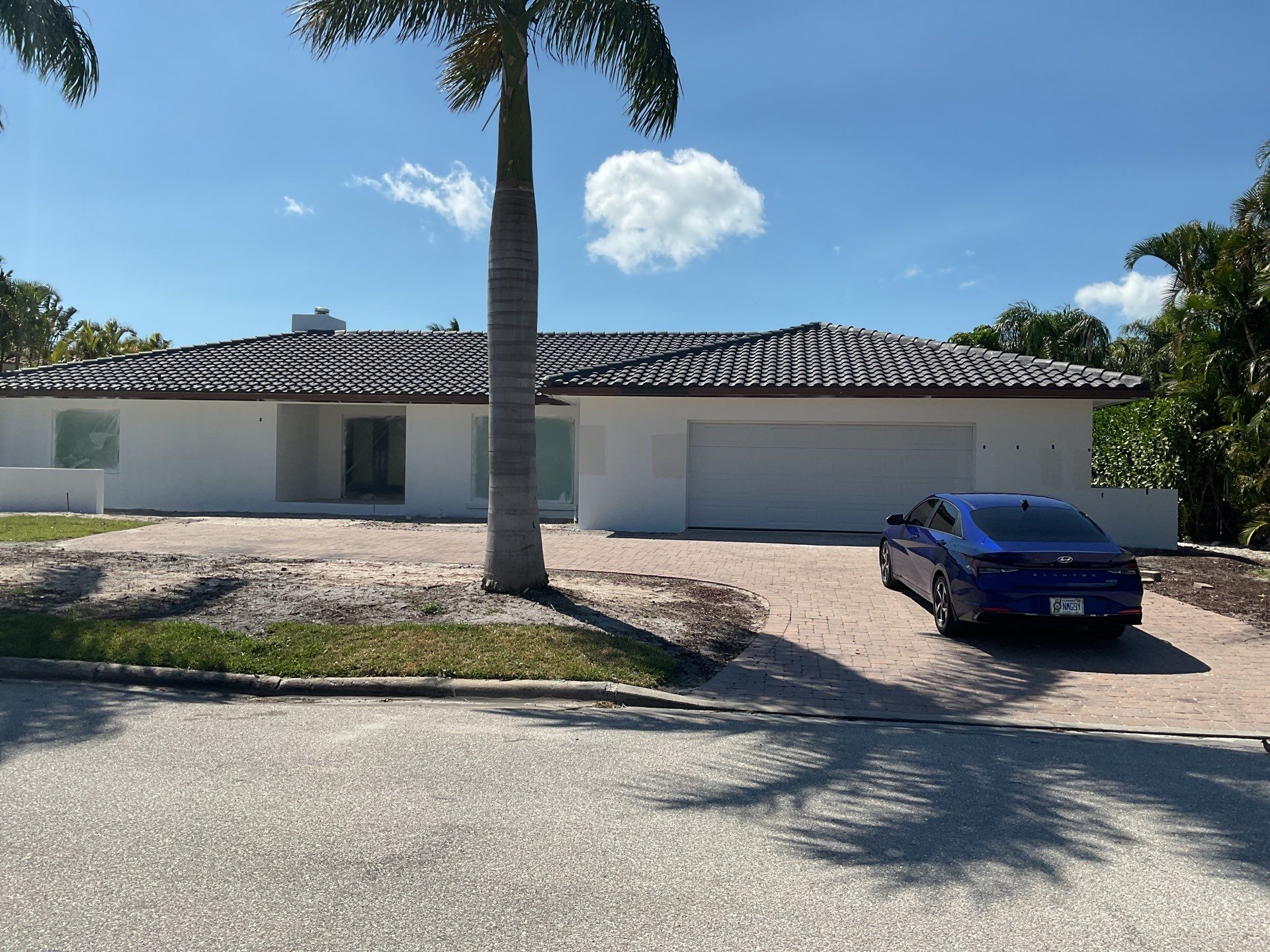 6 Inch Seamless Gutters using bronze gutters in Sarasota FL by Gutter Professors