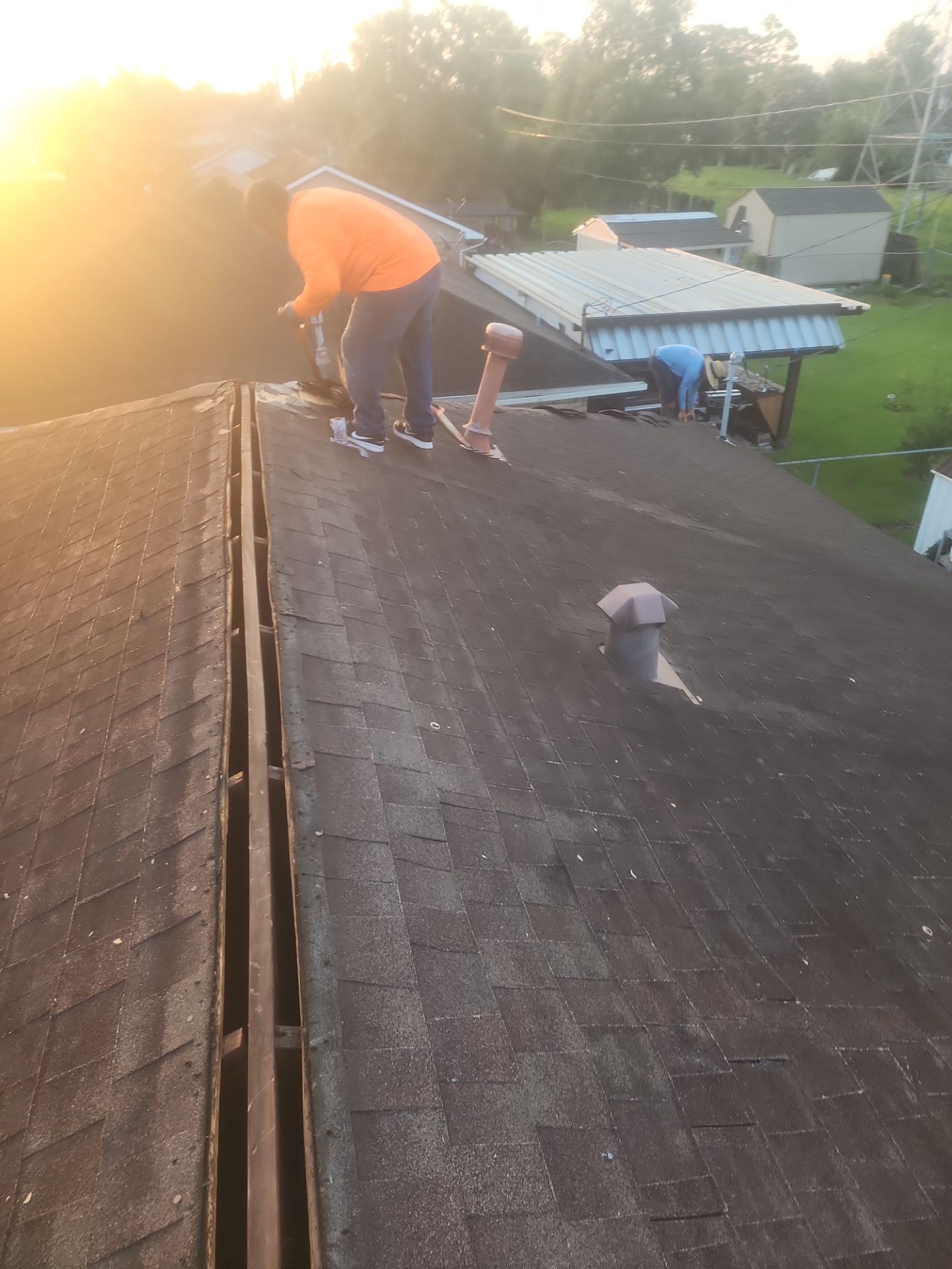 Residential Roofing Installation using Owen's Corning Duration (Lifetime) Shingles by Roof Repair Company