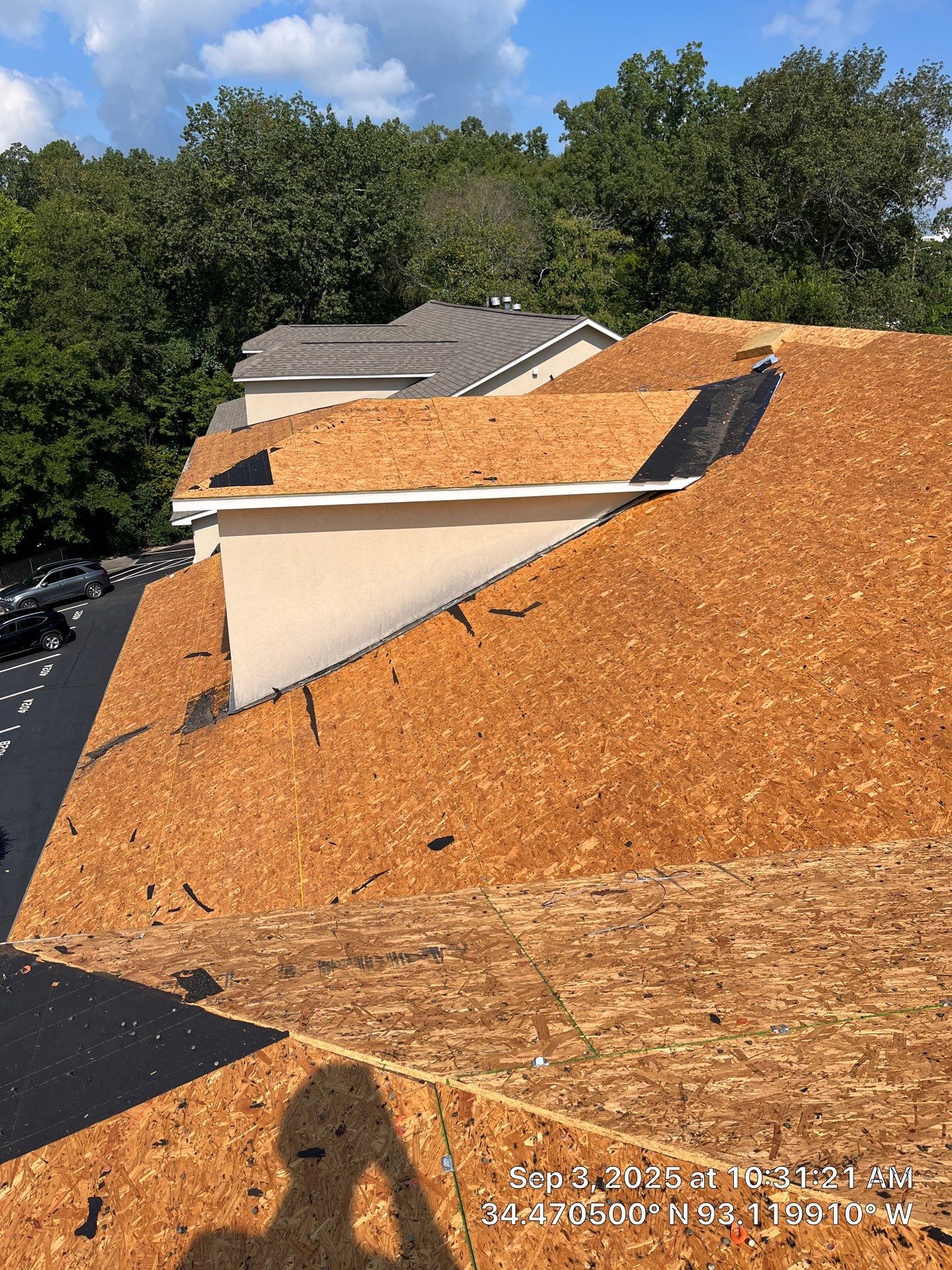 Multi-Unit Architectural Shingle Roof Replacement in Hot Springs Arkansas by Temple Roofing and Exteriors