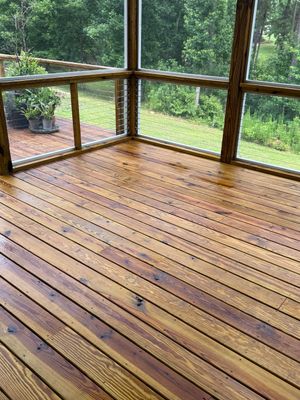Wood Deck using Wood Sealant