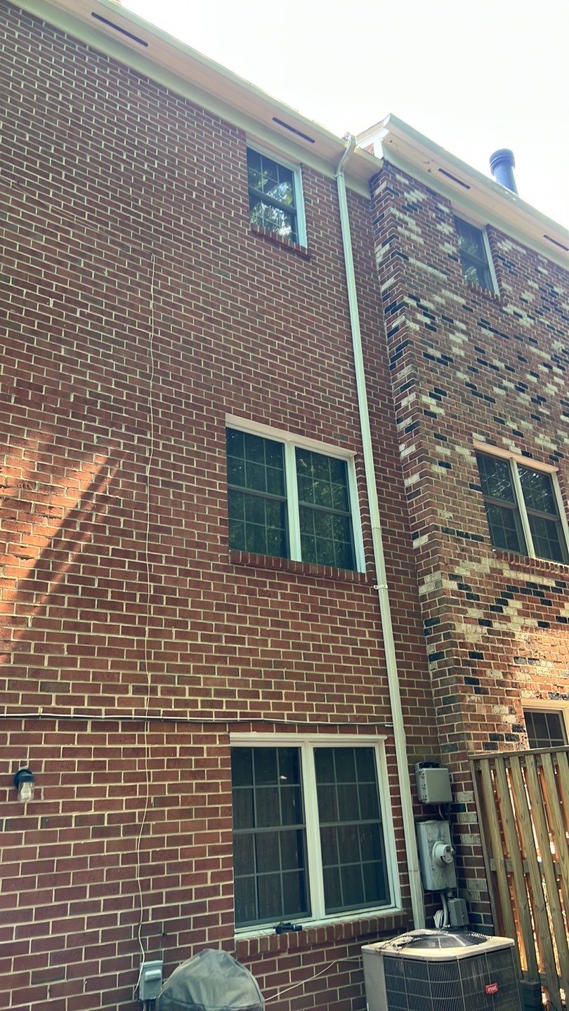 Reston: CertainTeed Landmark Pro Architectural Shingles in Max Def Moire Black by RM Banning, Inc.