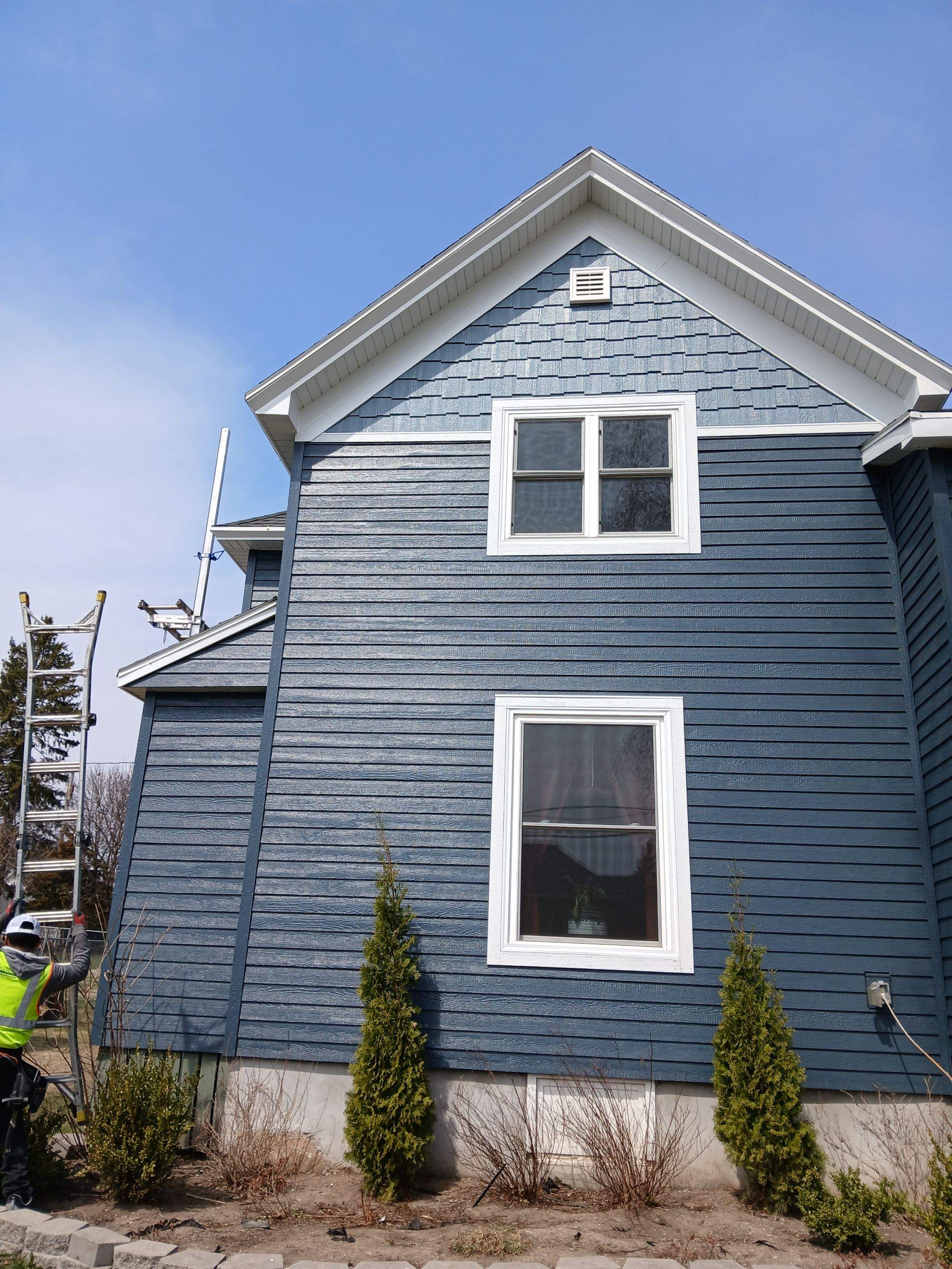 TAMMY'S DREAM HOME FIX UP!  by Gellings Roofing & Siding