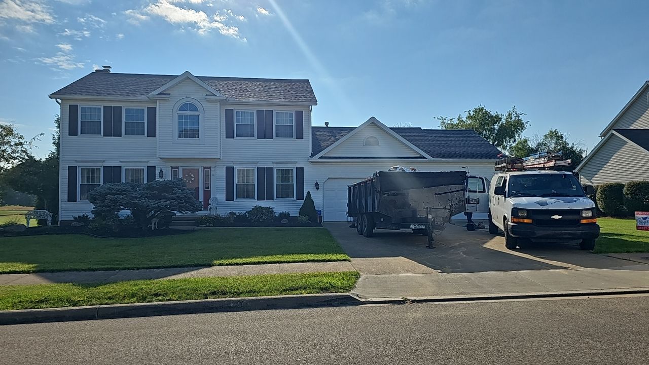 CT LANDMARK COLOR: PEWTER by Eagle Eye Roofing