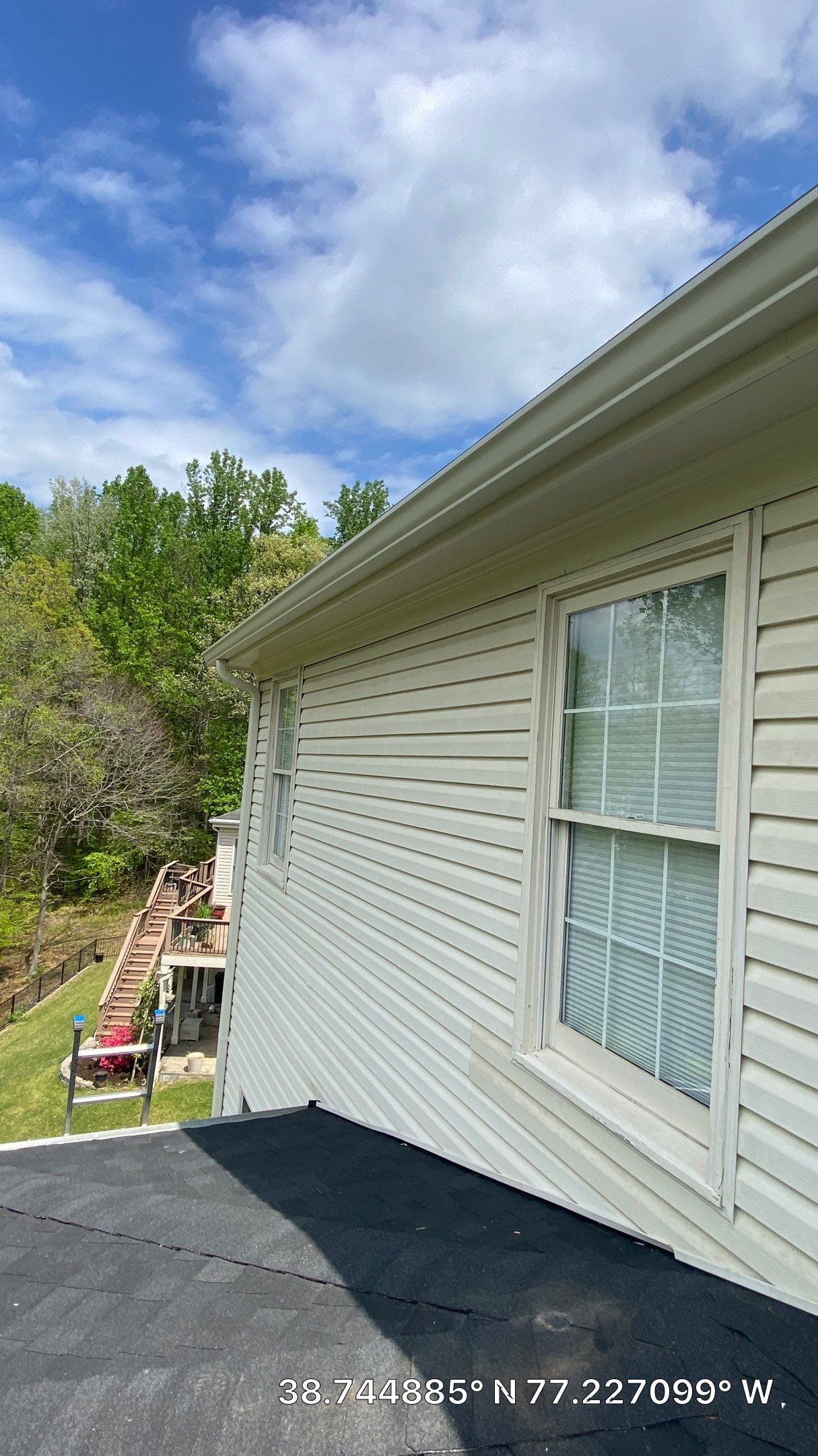 Springfield: CertainTeed Landmark Pro Designer Shingles in Max Def Charcoal Black by RM Banning, Inc.