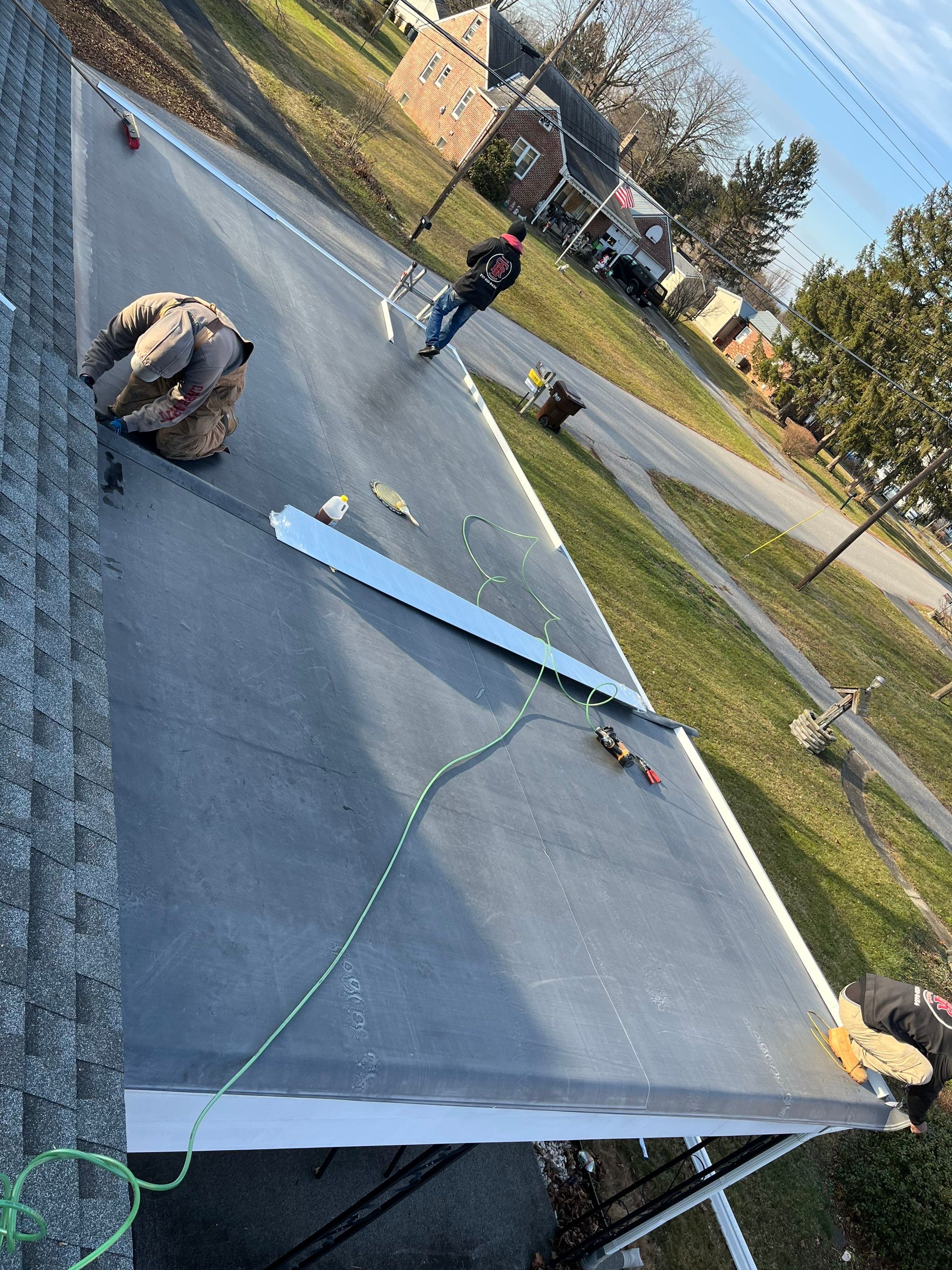 Epdm rubber roof  using Versico .060 by Teflon Roofing