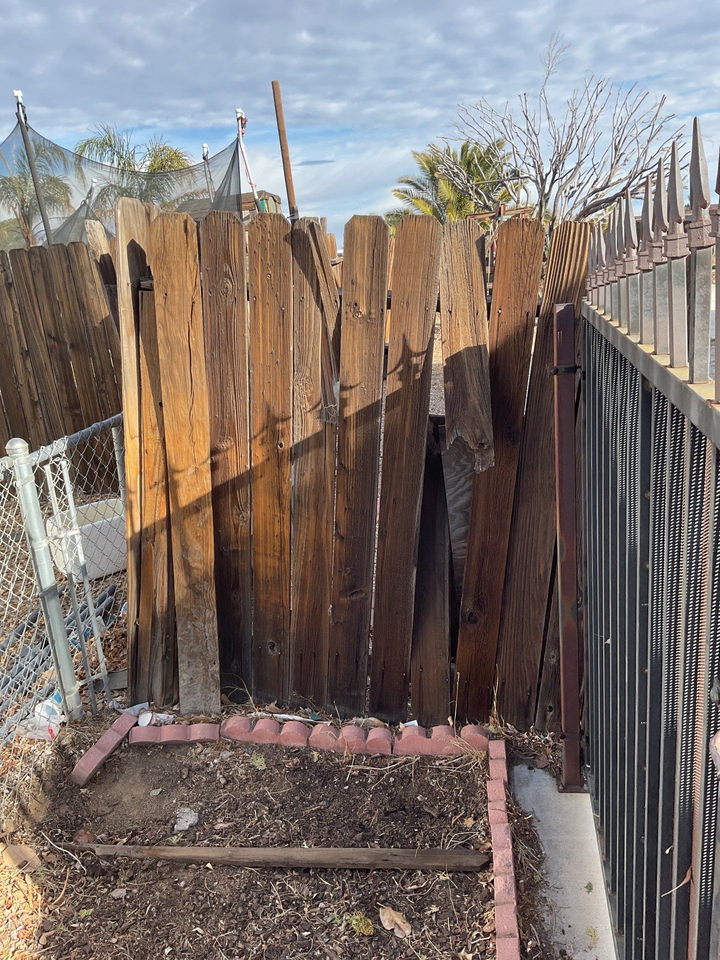 Fence Installation using Vinyl by Fence Guys Inc.
