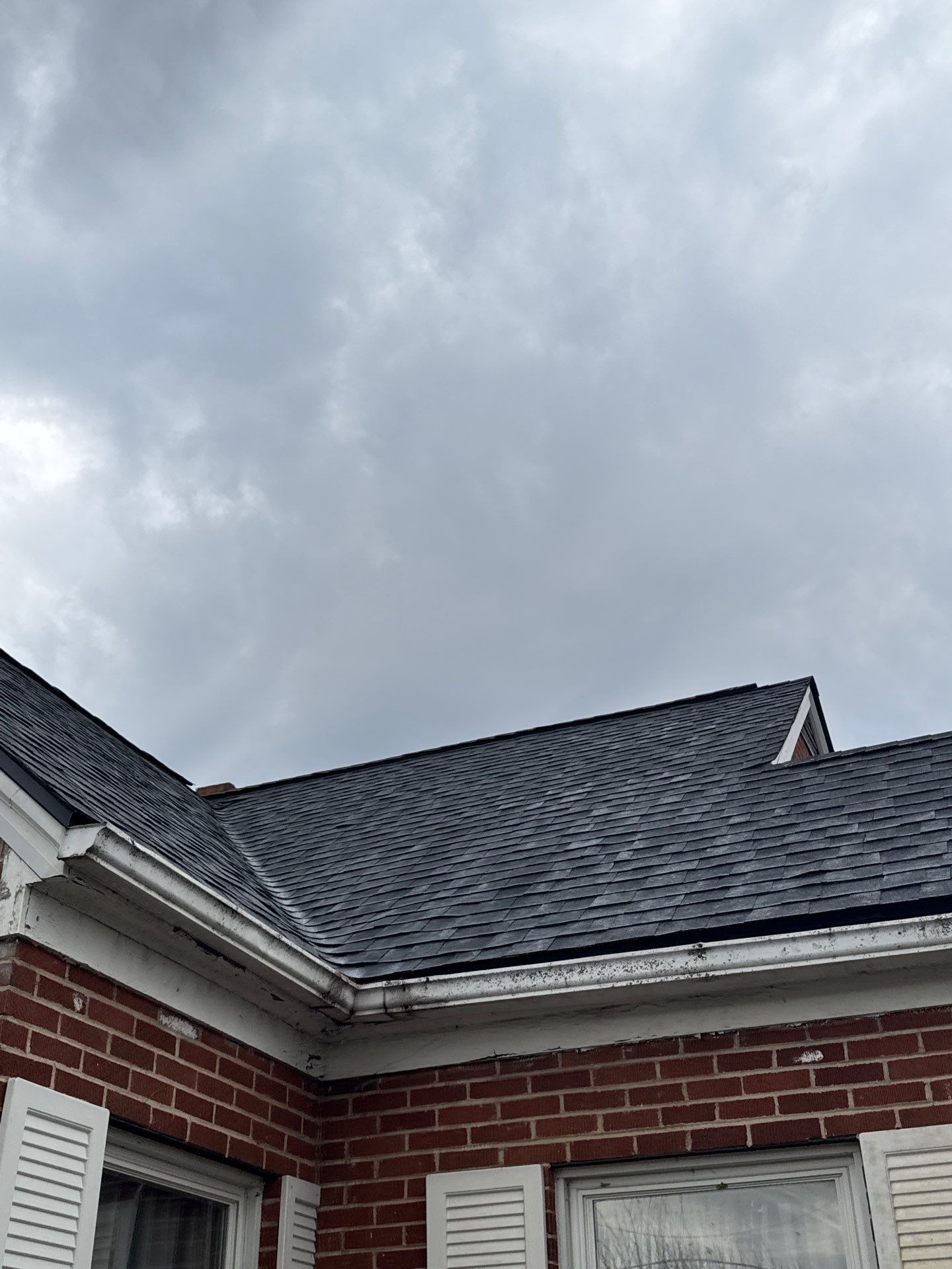 ROOF DAYTON OHIO BY XPRO ELITE INSTALL AT 2909 Woodway Avenue Dayton, OH 45405  by XPRO ELITE LLC