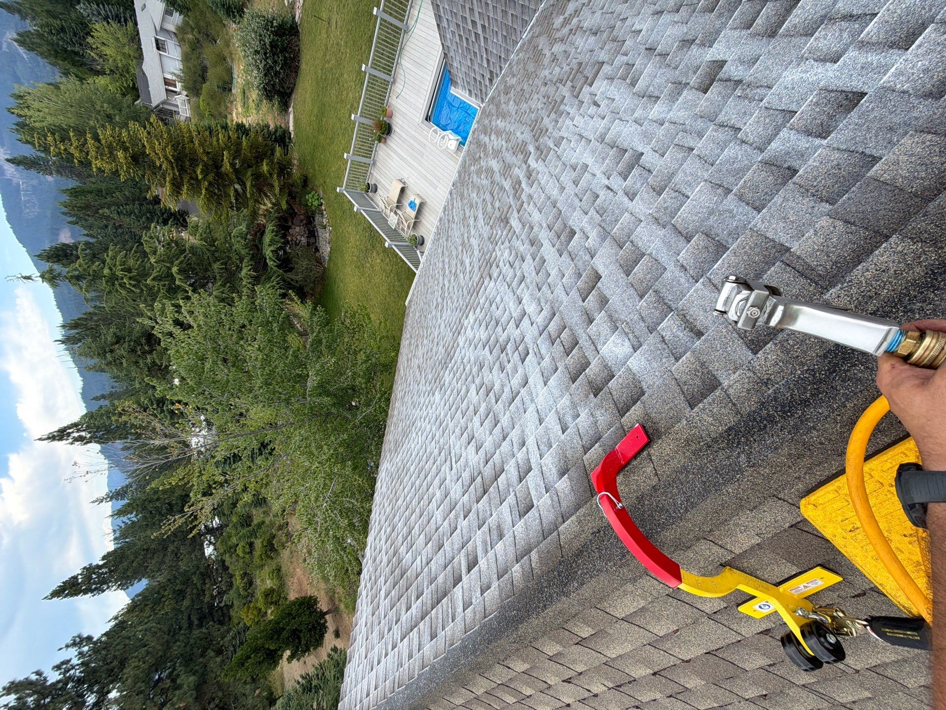 Project in Mt Shasta by Roof Maxx of Grants Pass