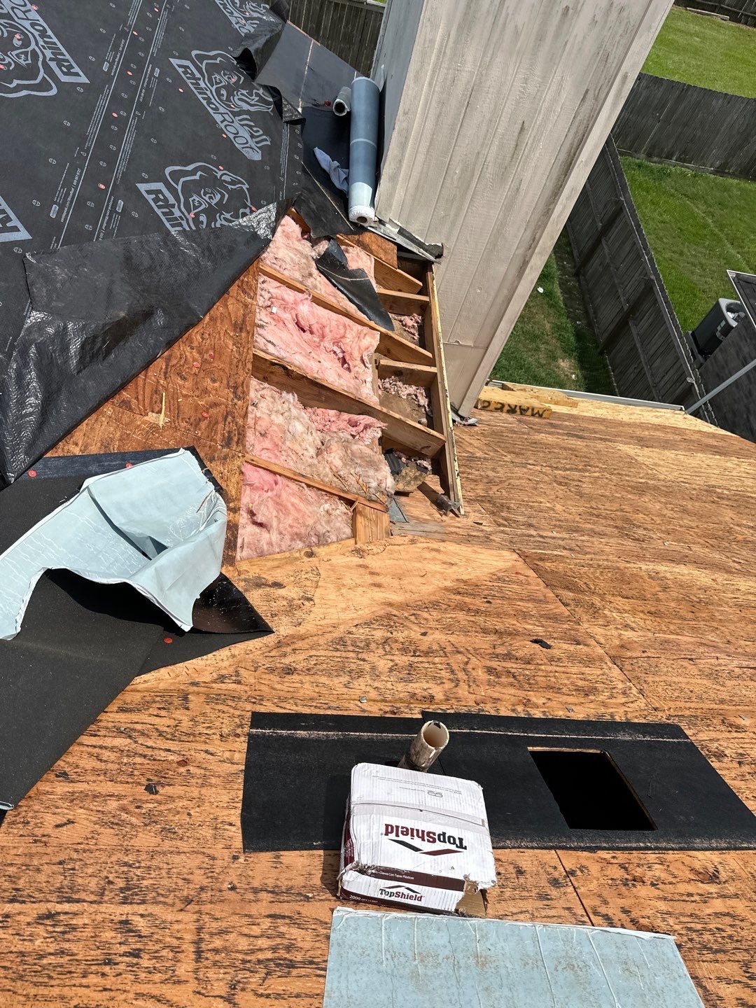Residential Roofing Installation using Owen's Corning Duration (Lifetime) Shingles by Roof Repair Company
