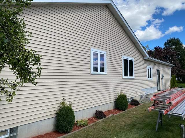 Siding, Addition, and Porch by Ivy Lea Construction