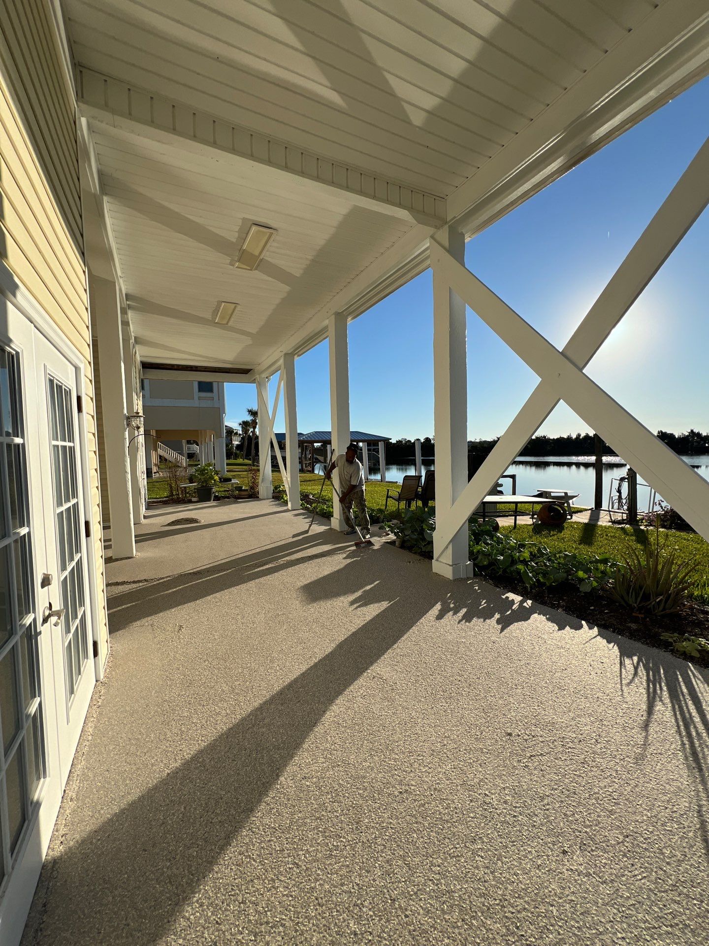 Gorgeous homes deserve GORGEOUS concrete π by Deese Elite Concrete Coatings